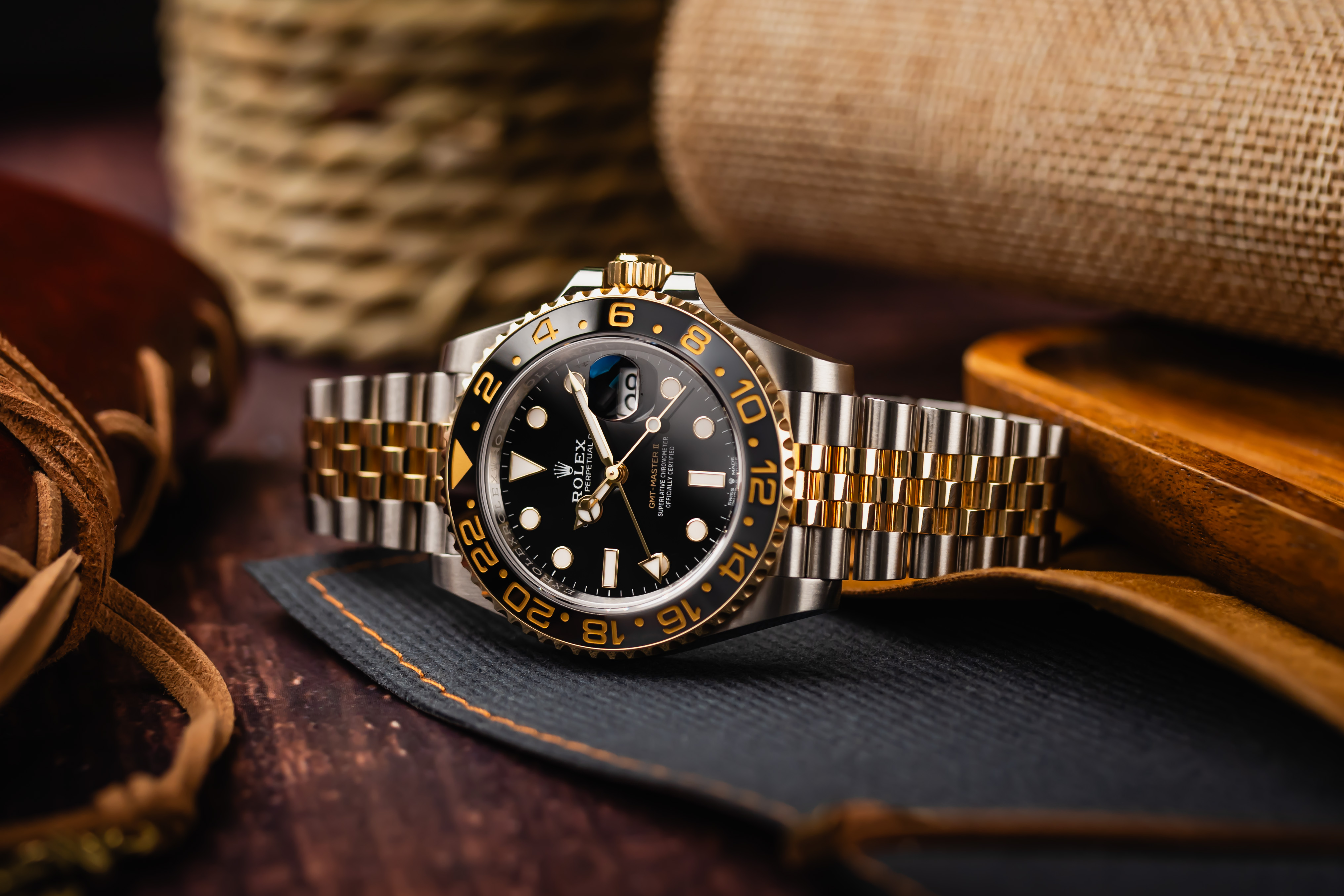 Rolex GMT Master II 126713 GRNR Thumbnail 6