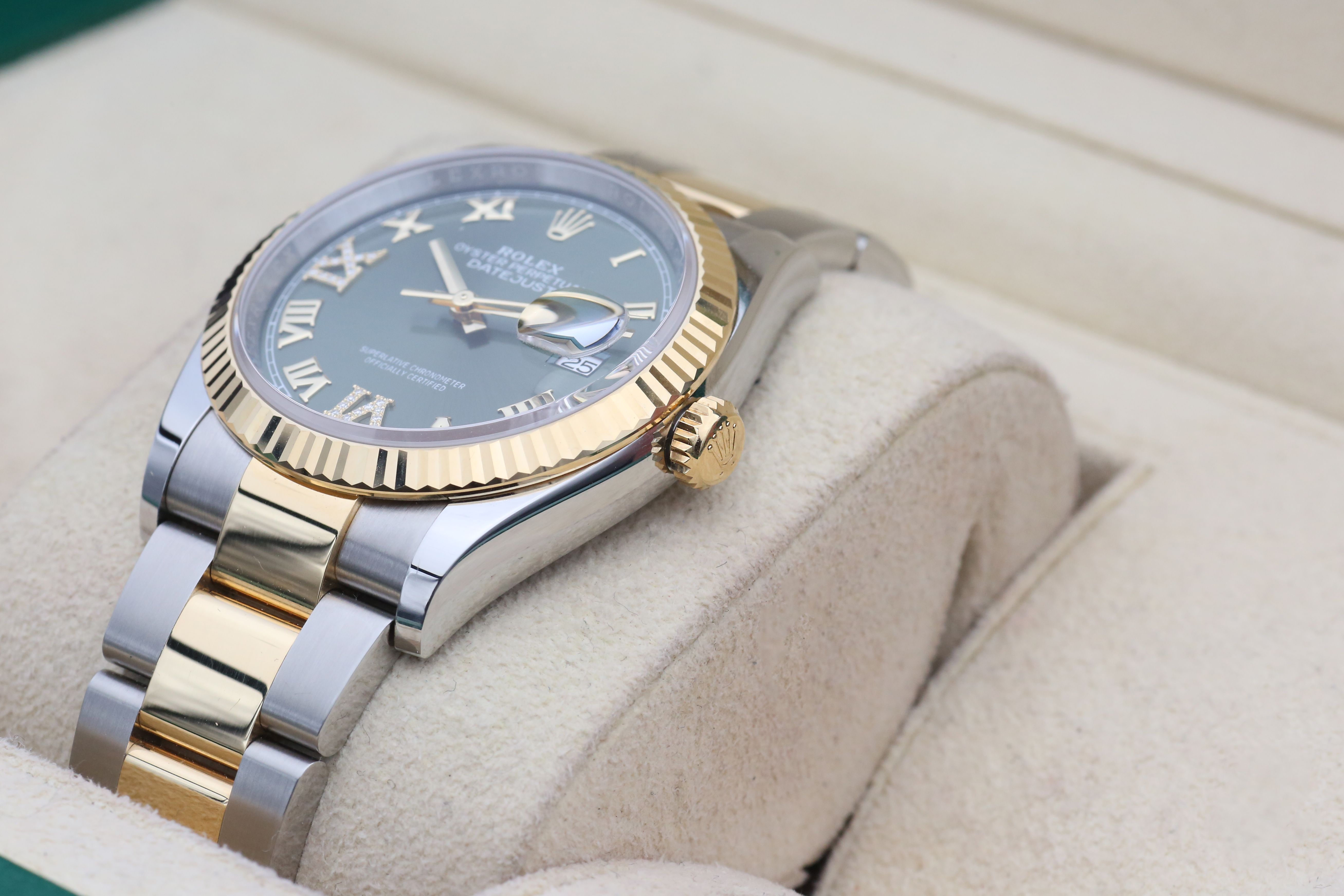 Rolex Datejust 126233 Thumbnail 4
