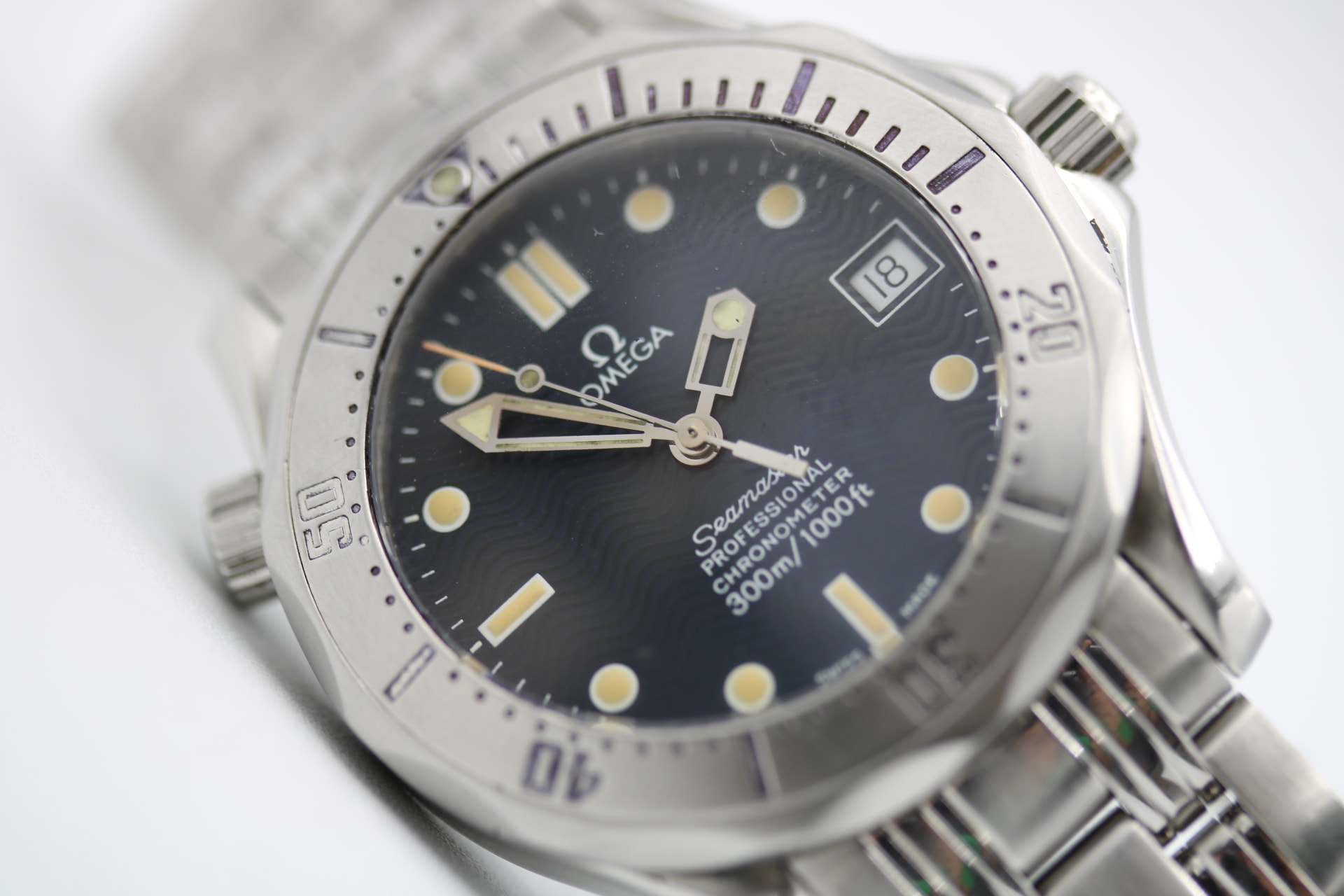 Omega Seamaster 300m Mid-Size 2562.80.00 Thumbnail 5