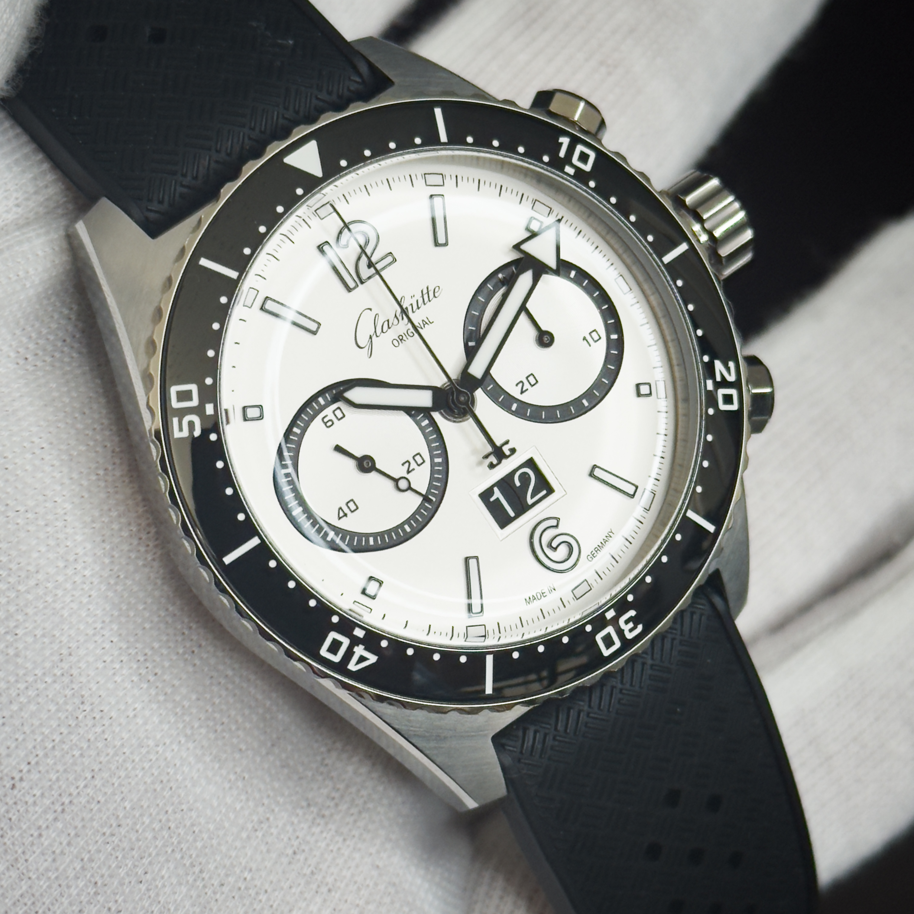 Glashutte Original SeaQ 1-37-23-03-80-33 Thumbnail 2