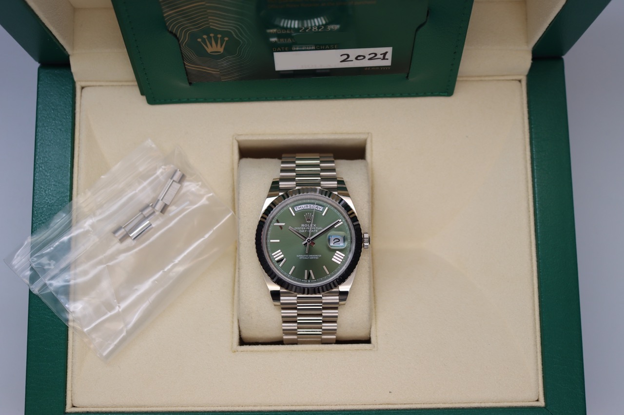 Rolex Day-Date 40 228239 Thumbnail 7