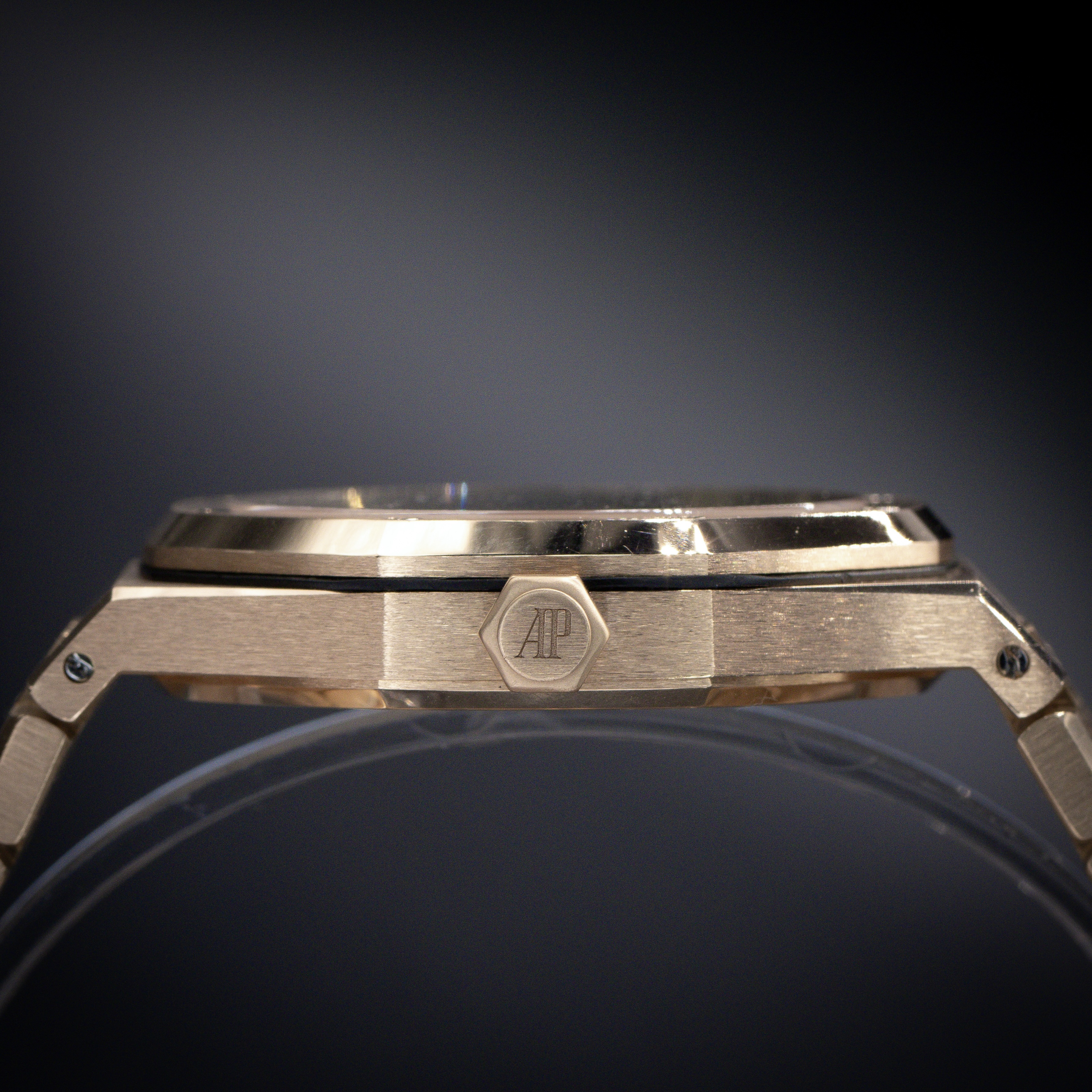 Audemars Piguet Royal Oak 15400OR.OO.1220OR.02 Thumbnail 2