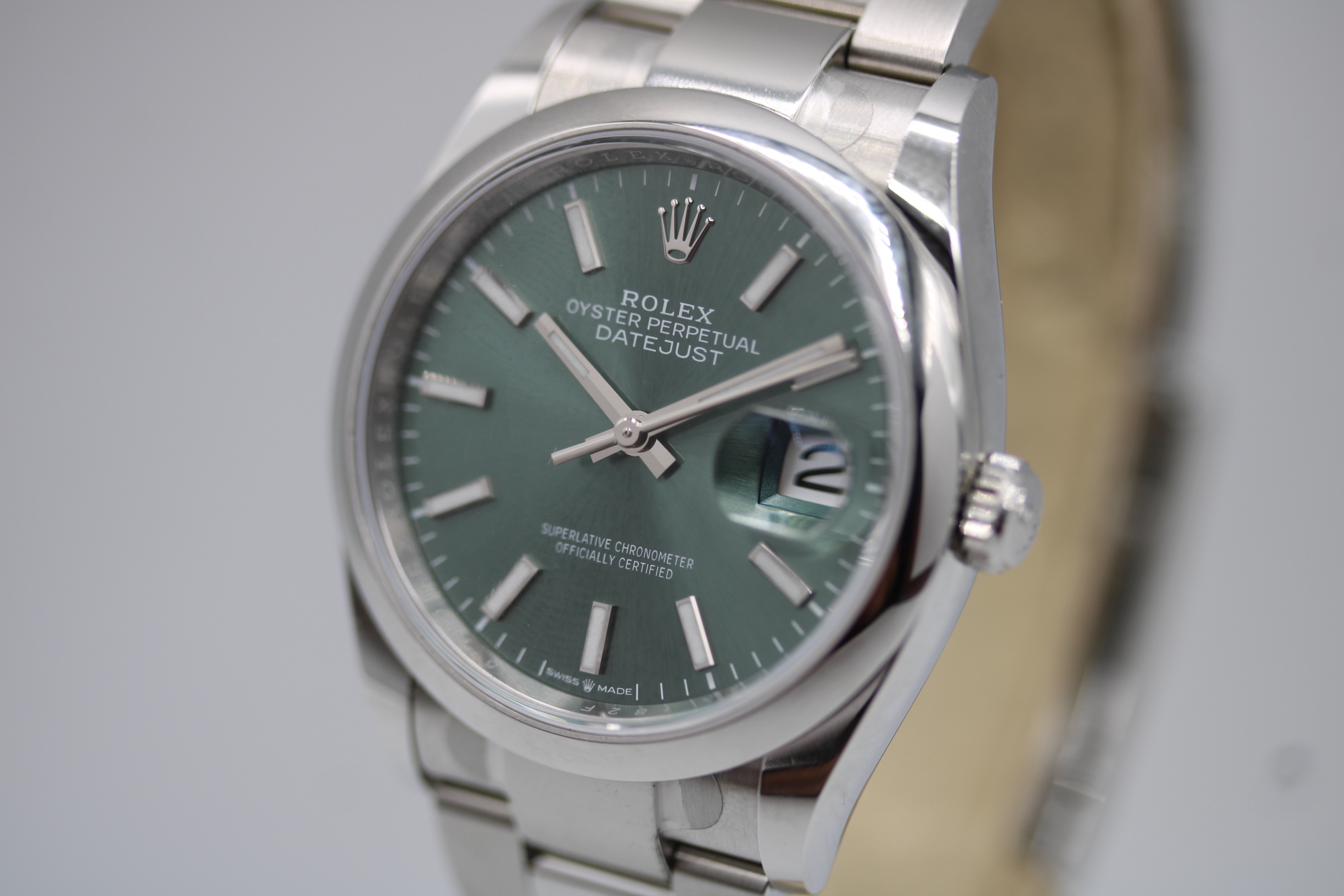 Rolex Datejust 126200 Thumbnail 2