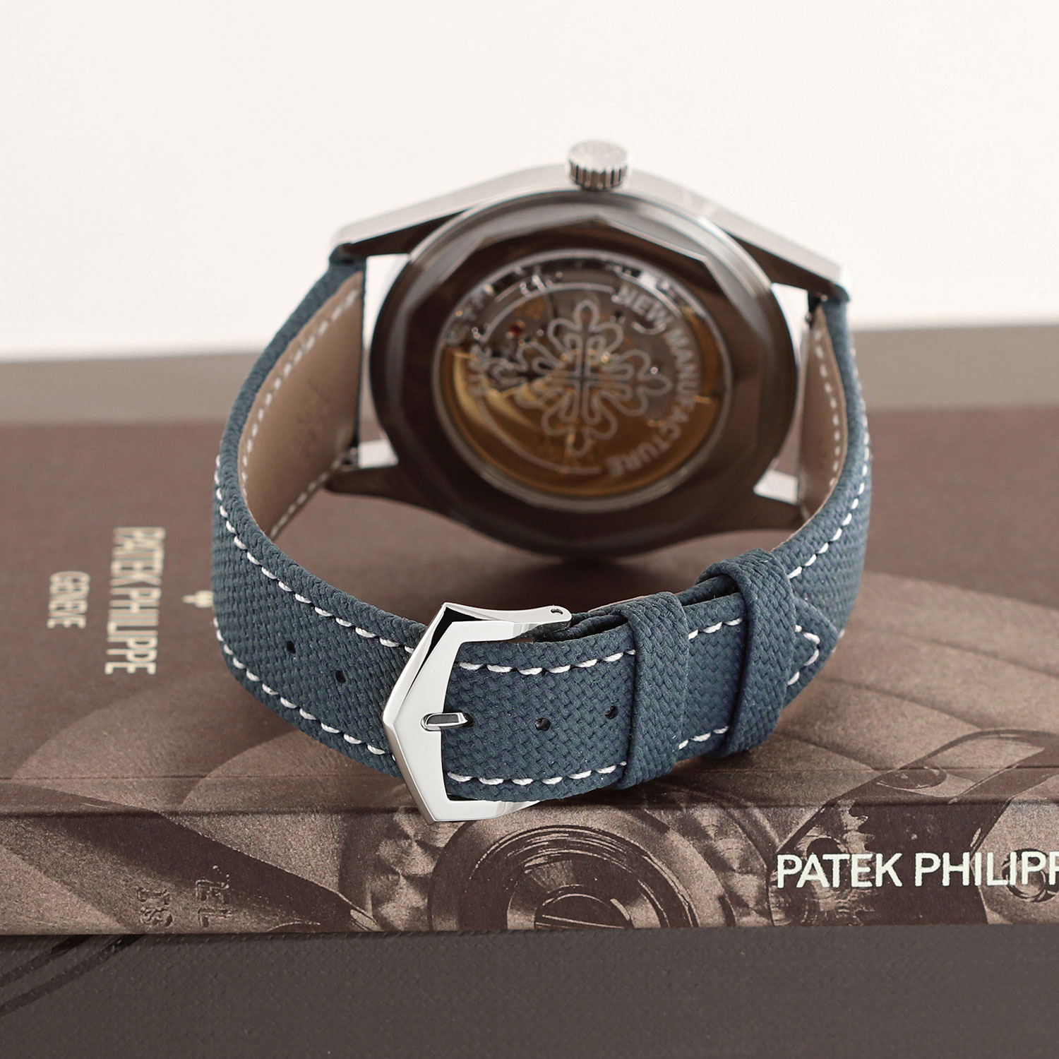 Patek Philippe Calatrava 6007A-001 Thumbnail 4