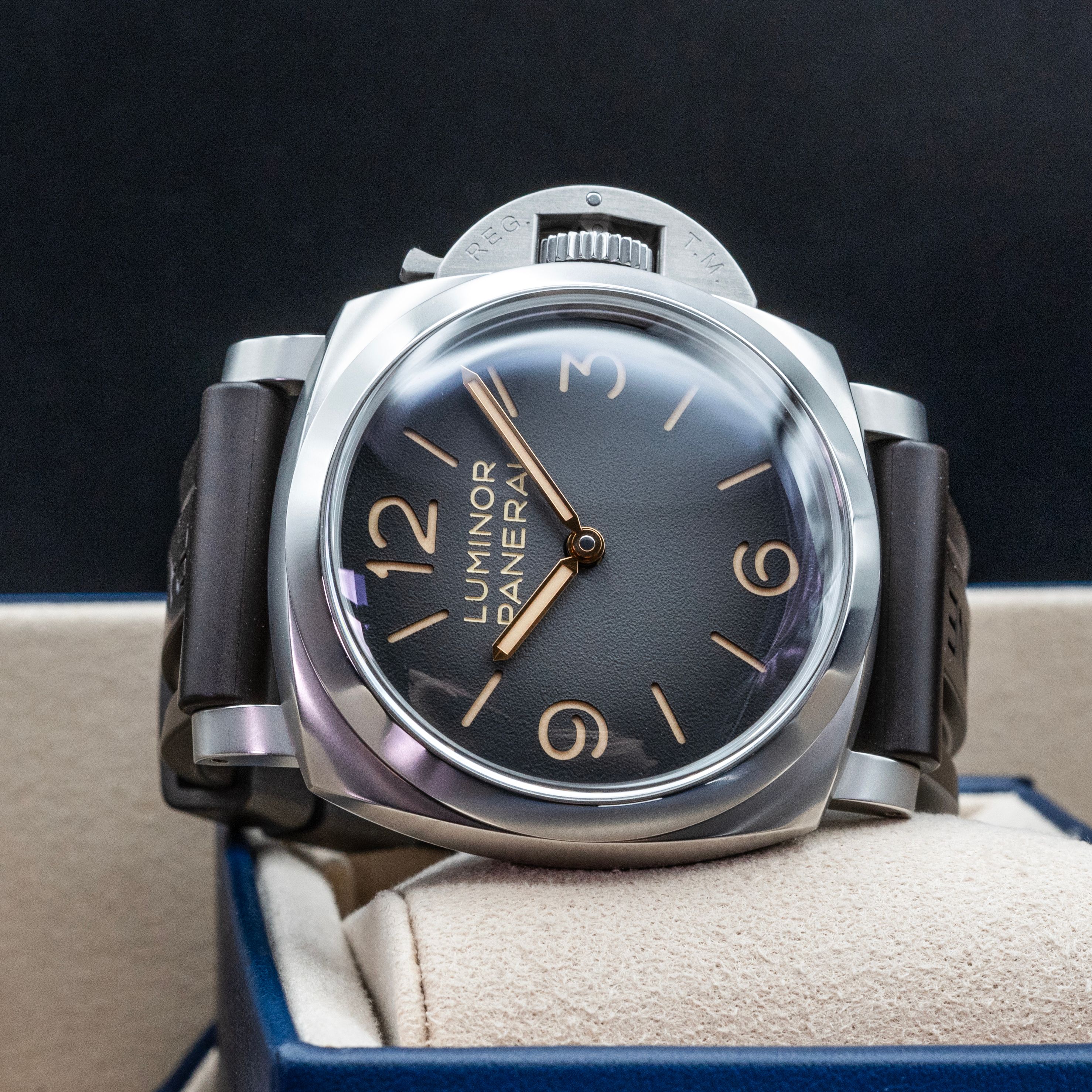 Panerai Luminor Tre Giorni PAM01628 Thumbnail 2