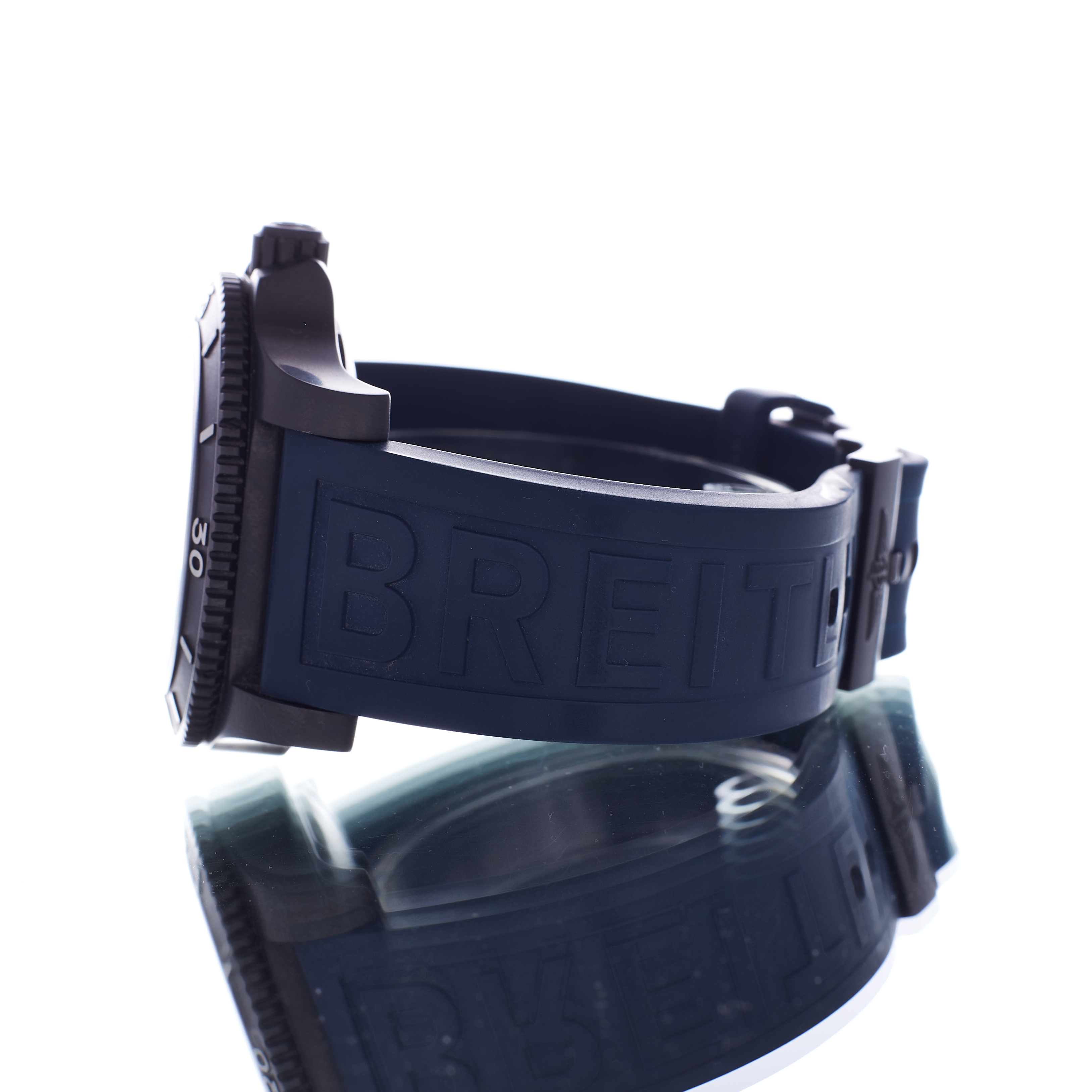 Breitling SuperOcean Automatic M17368 Thumbnail 2