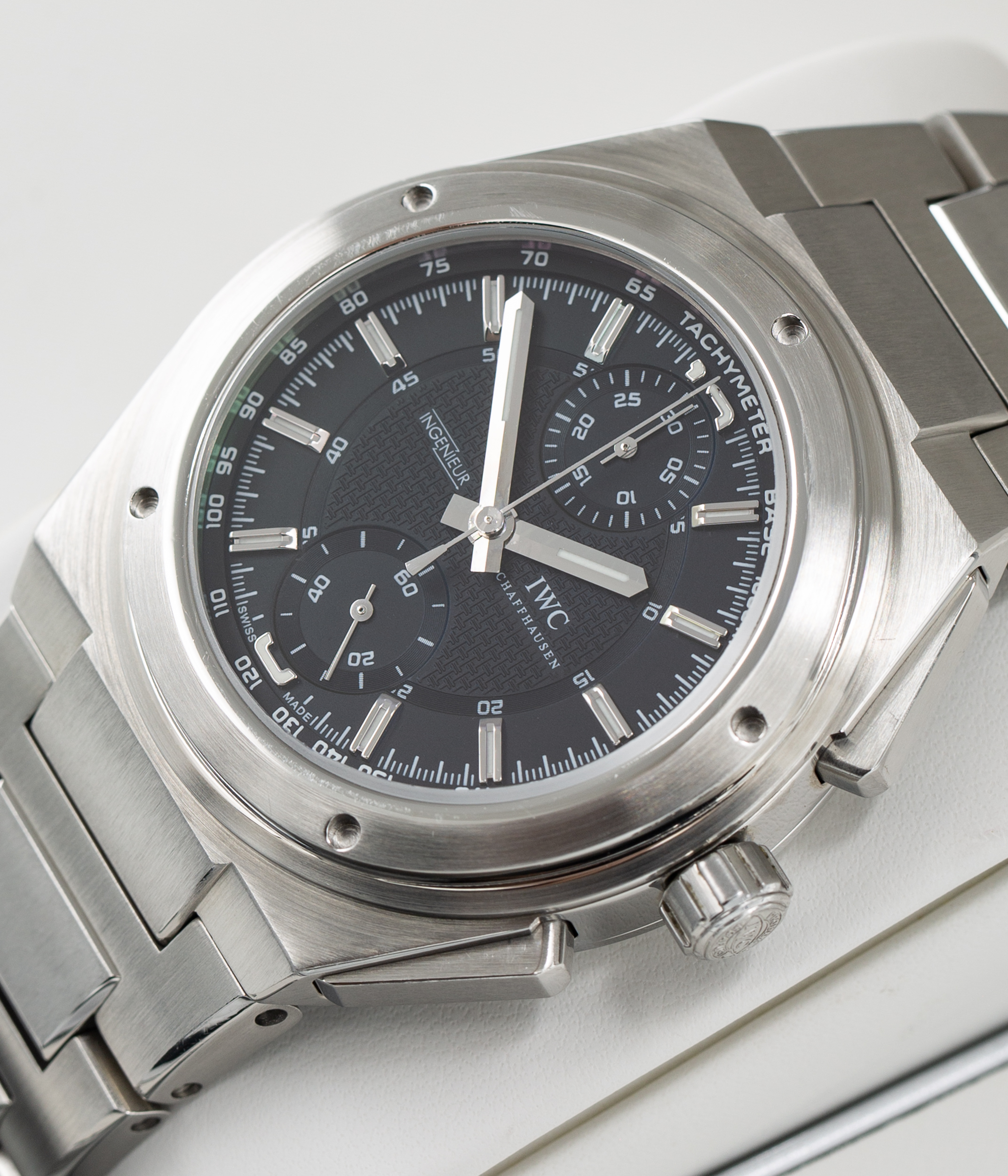 IWC Ingenieur IW372501 Thumbnail 5