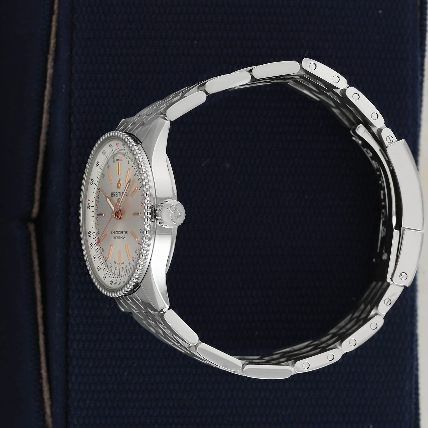 Breitling Navitimer Automatic 35 A17395 Thumbnail 3