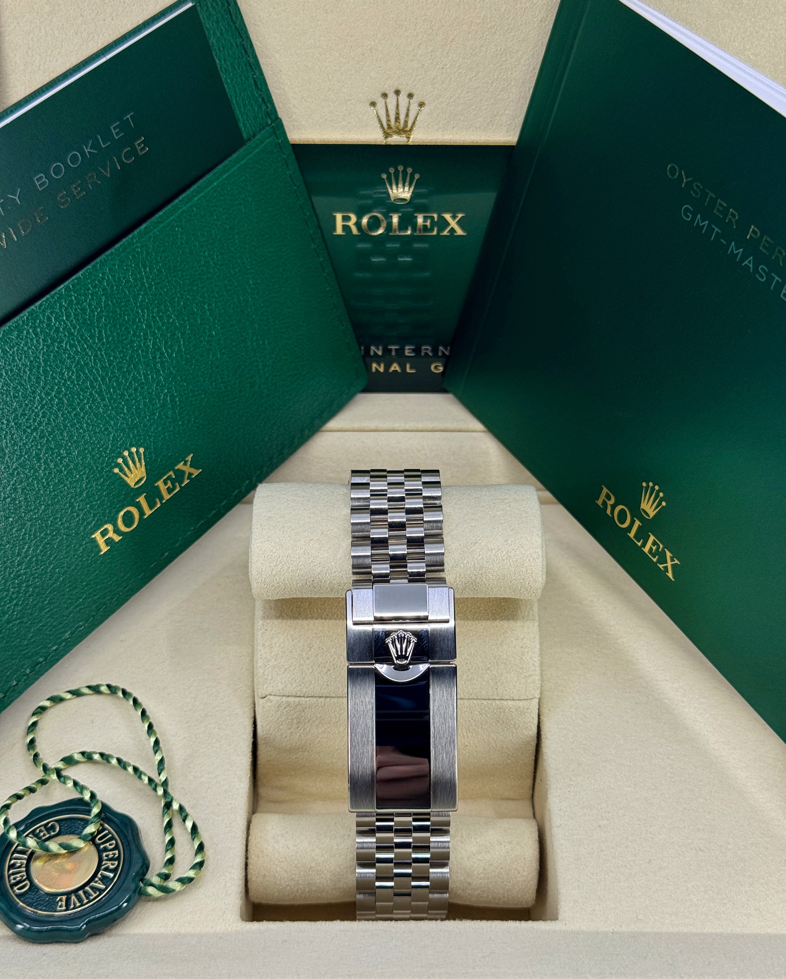 Rolex GMT Master II 126710 BLNR Thumbnail 3