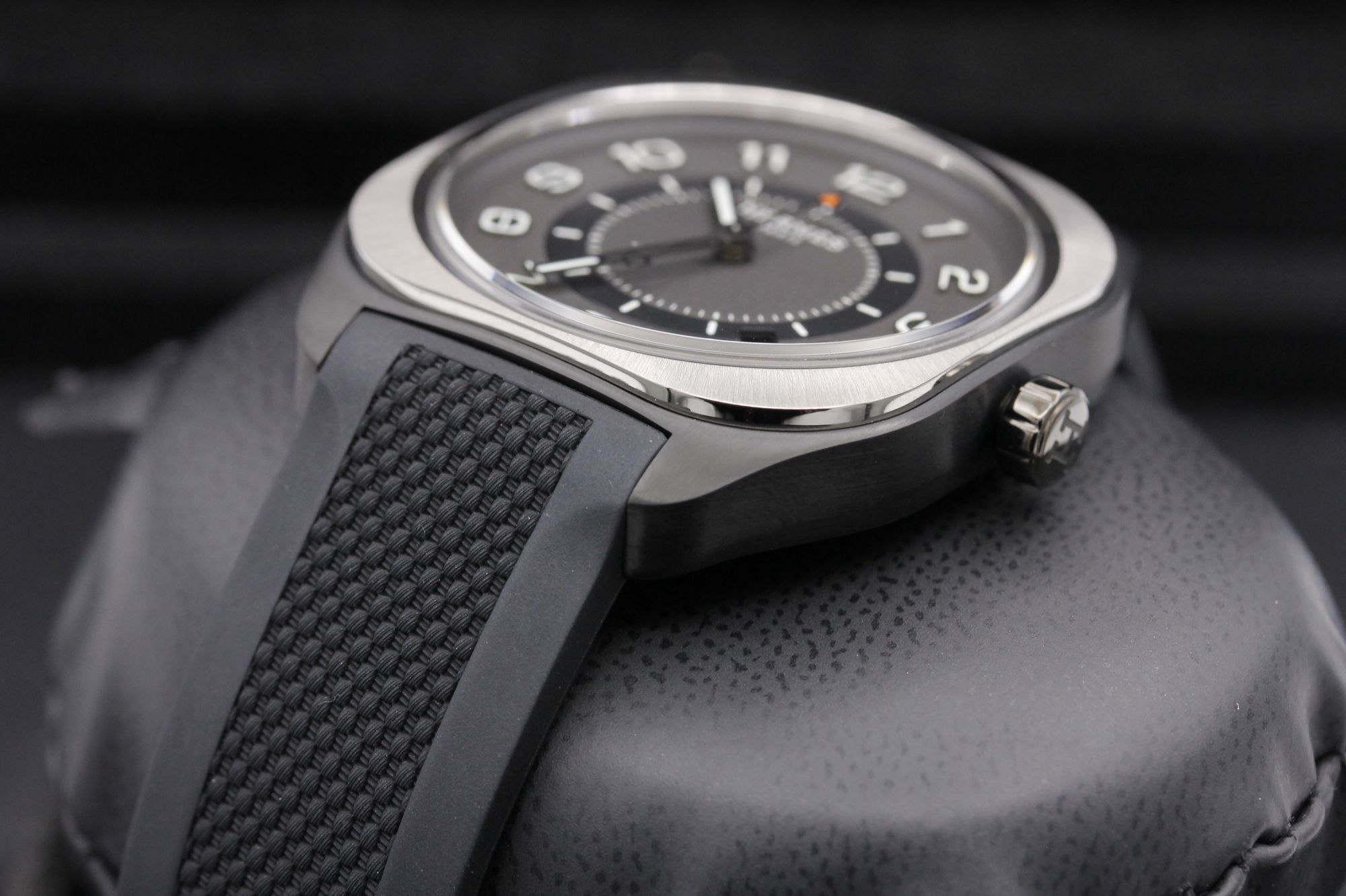 Hermes H08 W049428WW00 Thumbnail 2