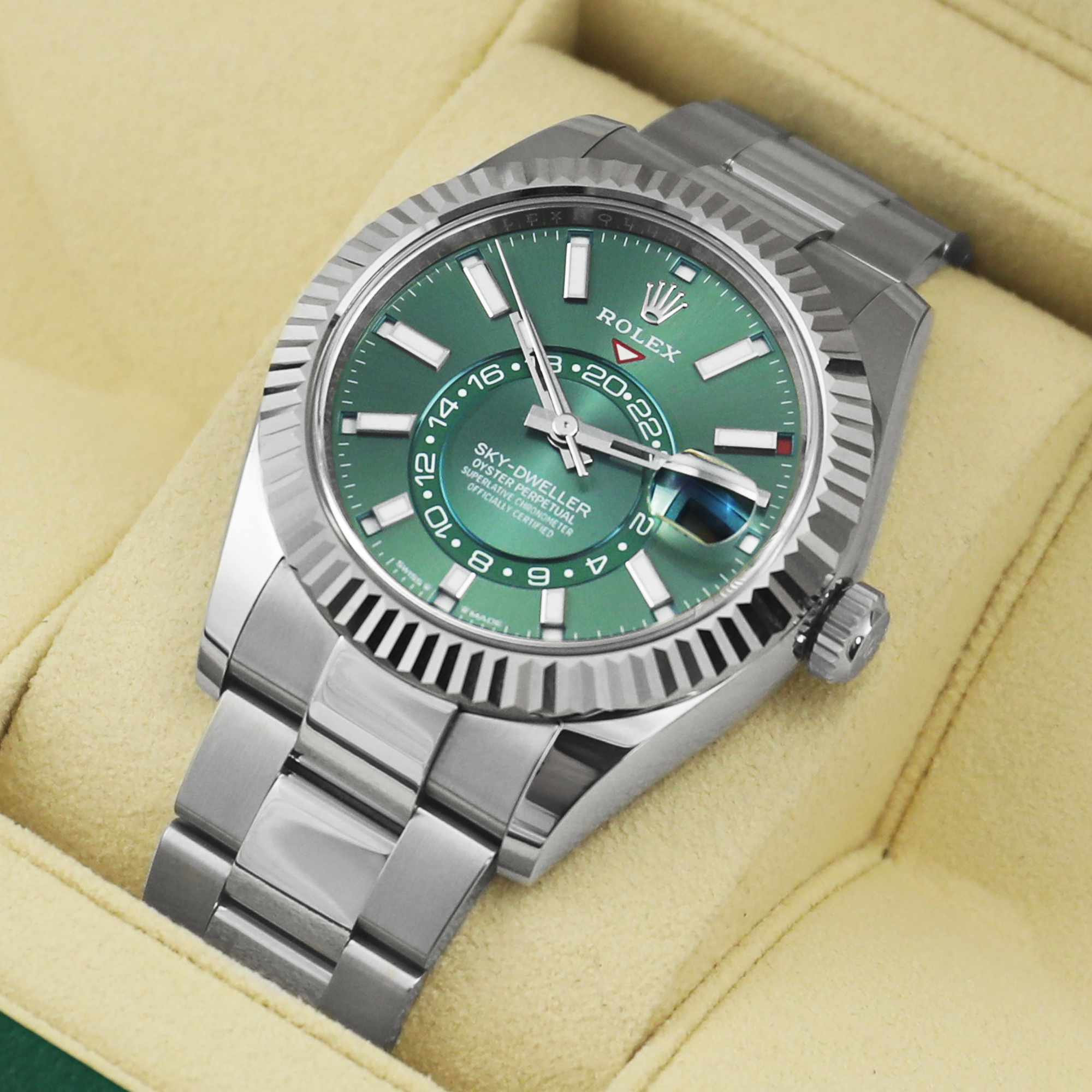 Rolex Sky-Dweller 336934 Thumbnail 4