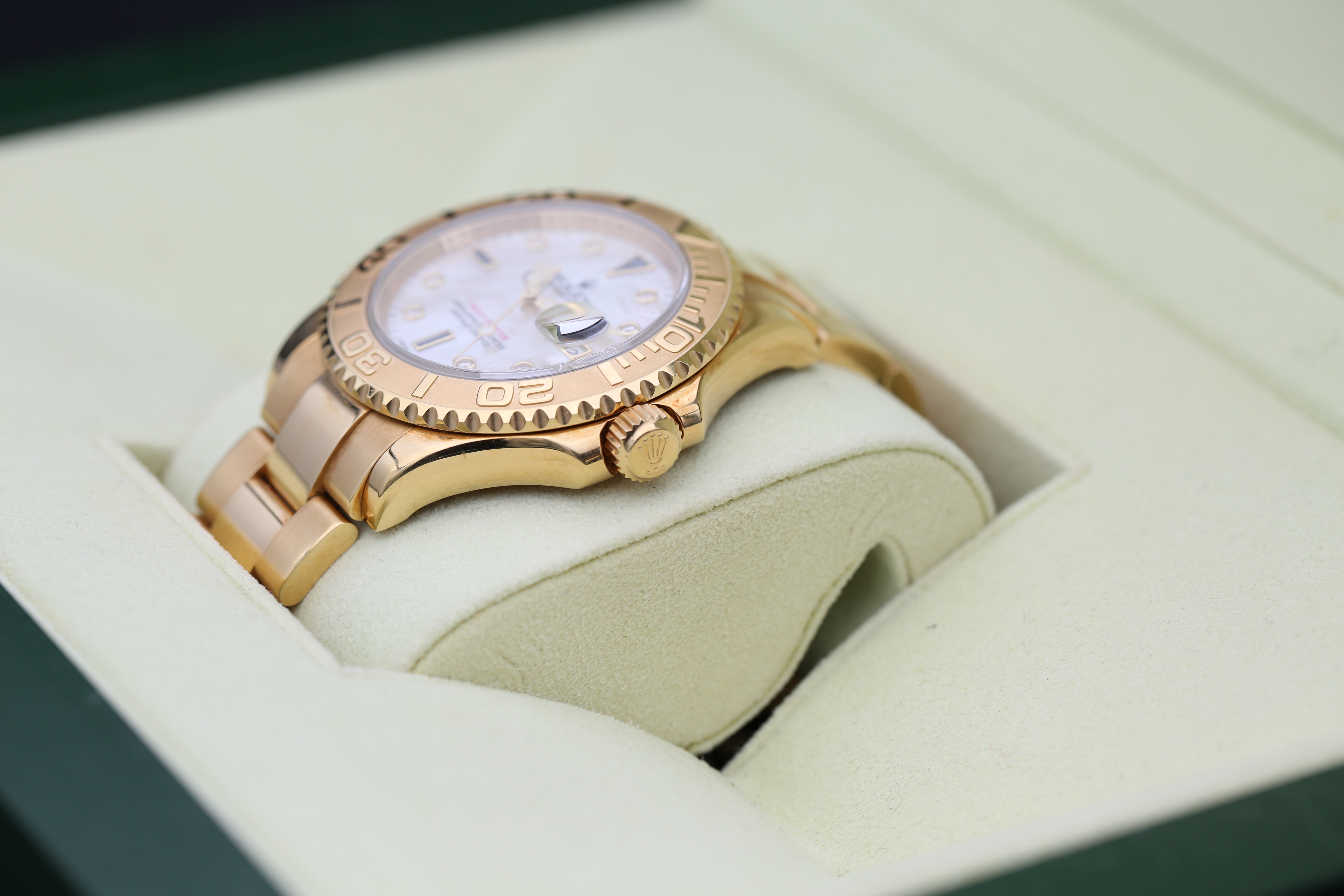 Rolex Yacht-Master 16628 Thumbnail 6