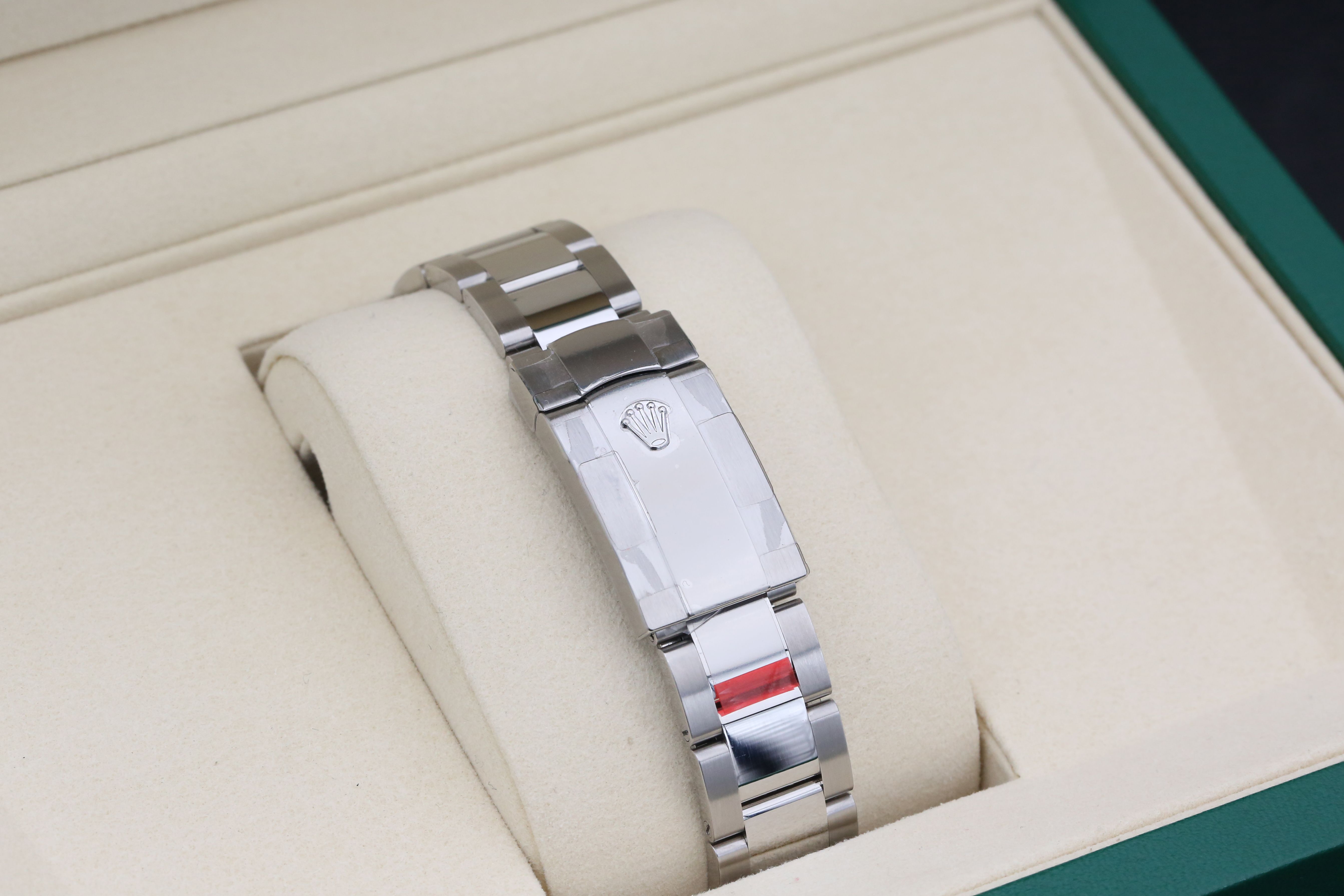 Rolex Datejust 41 126300 Thumbnail 3