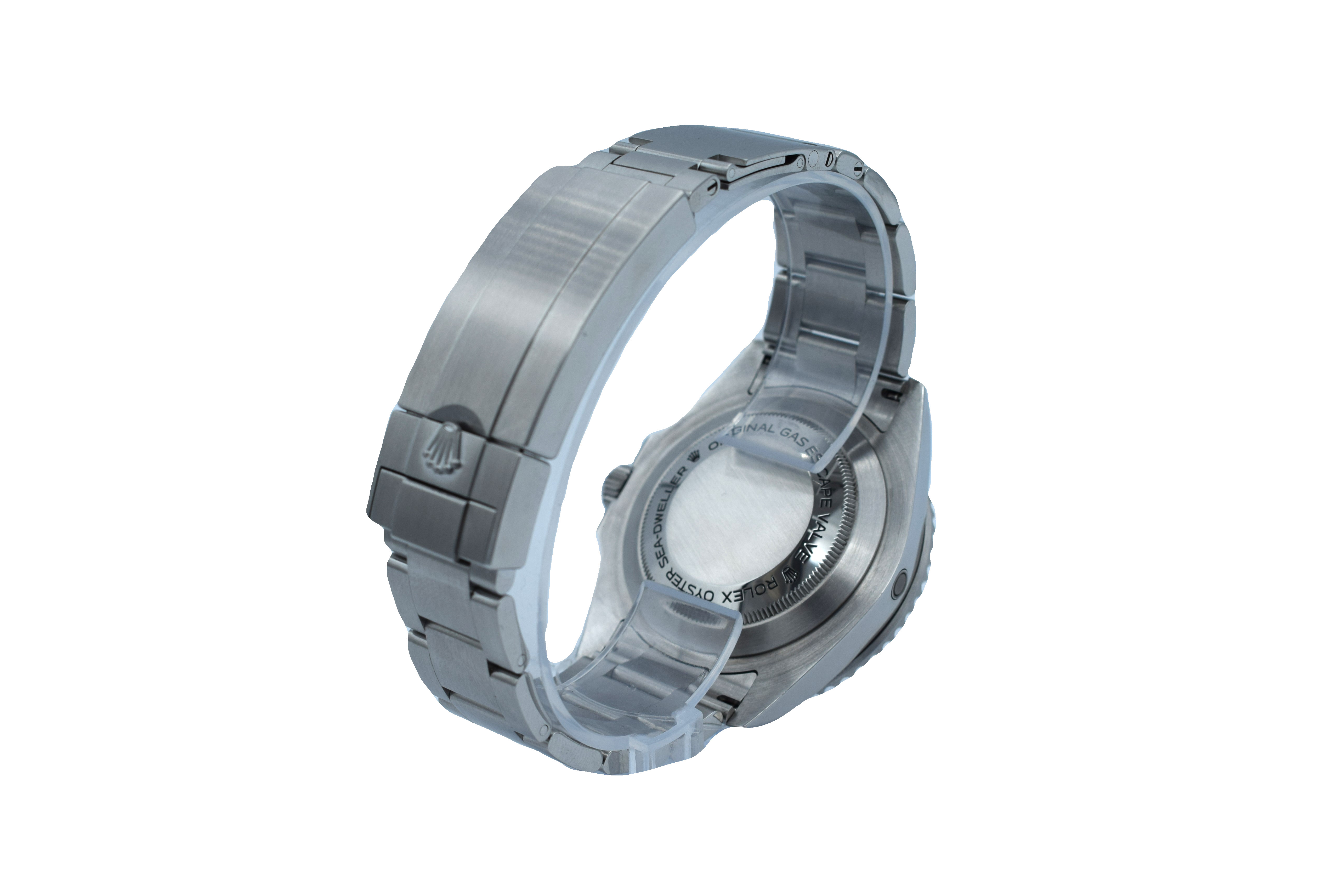 Rolex Sea-Dweller 126600 Thumbnail 3