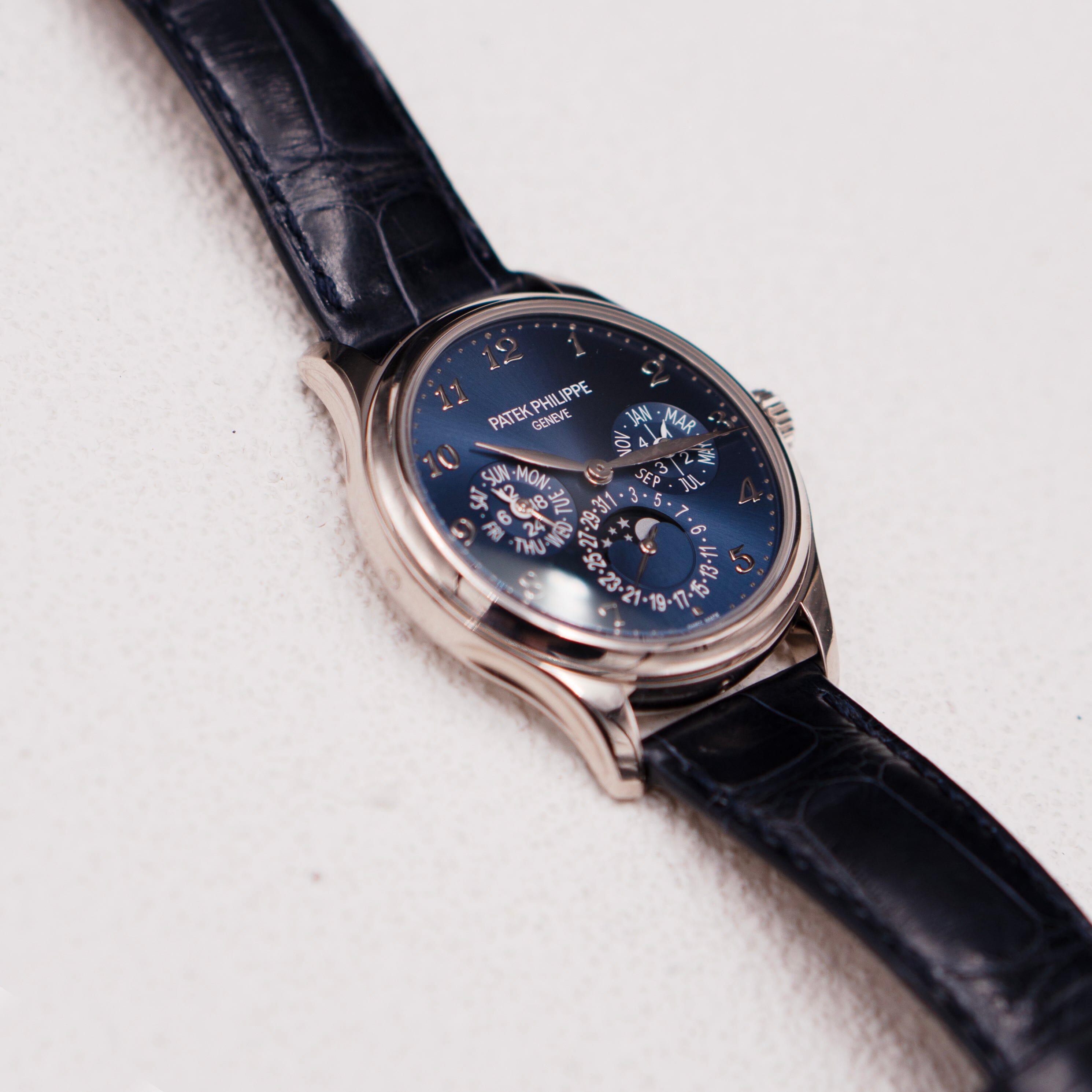 Patek Philippe Grand Complications 5327G-001 Thumbnail 3