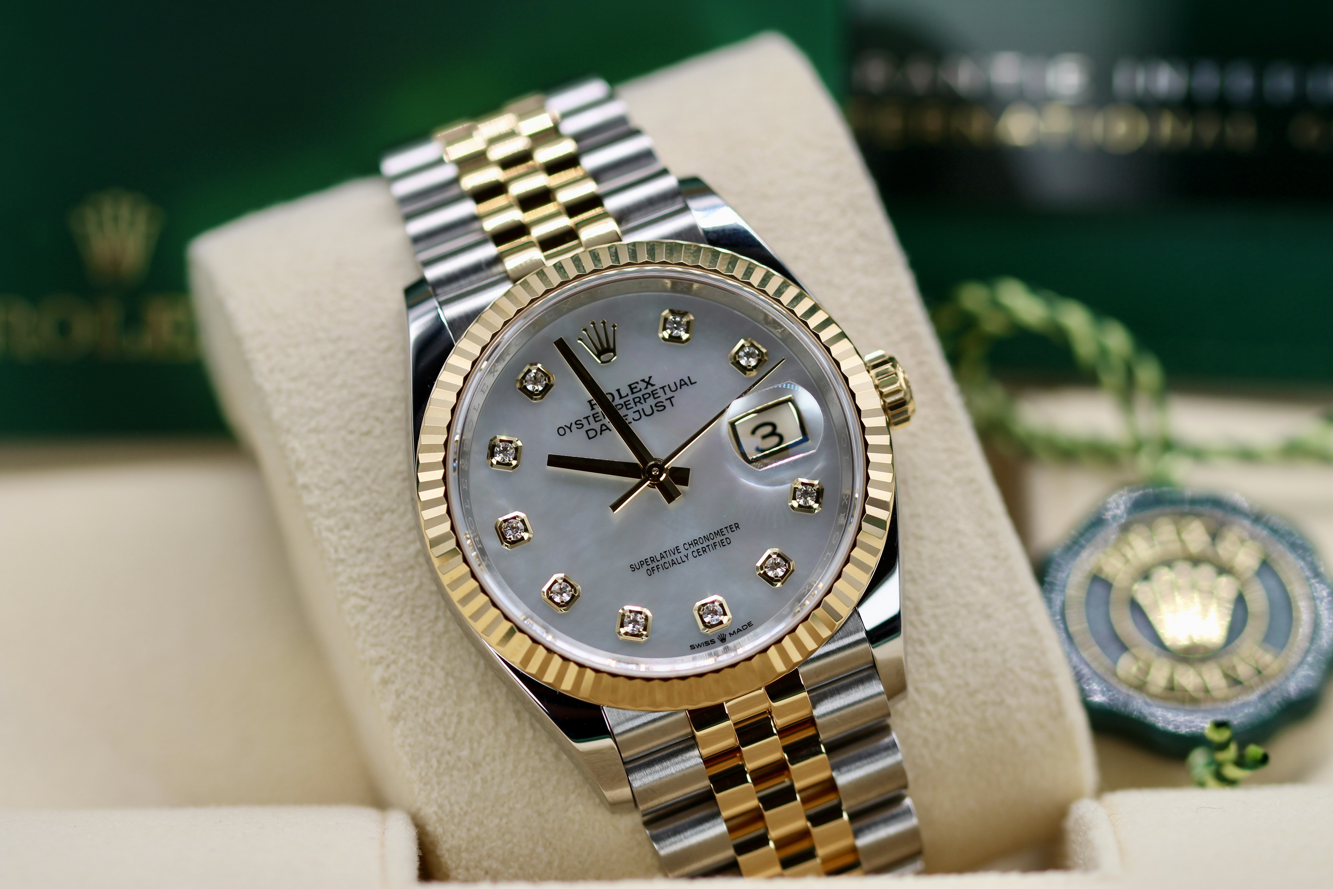 Rolex Datejust 126233 Thumbnail 6
