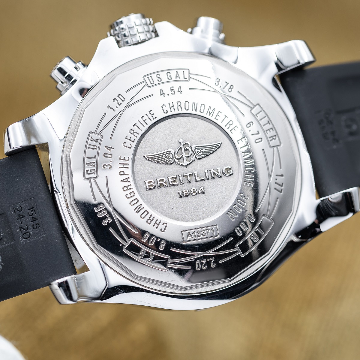 Breitling Super Avenger II A13371 Thumbnail 3