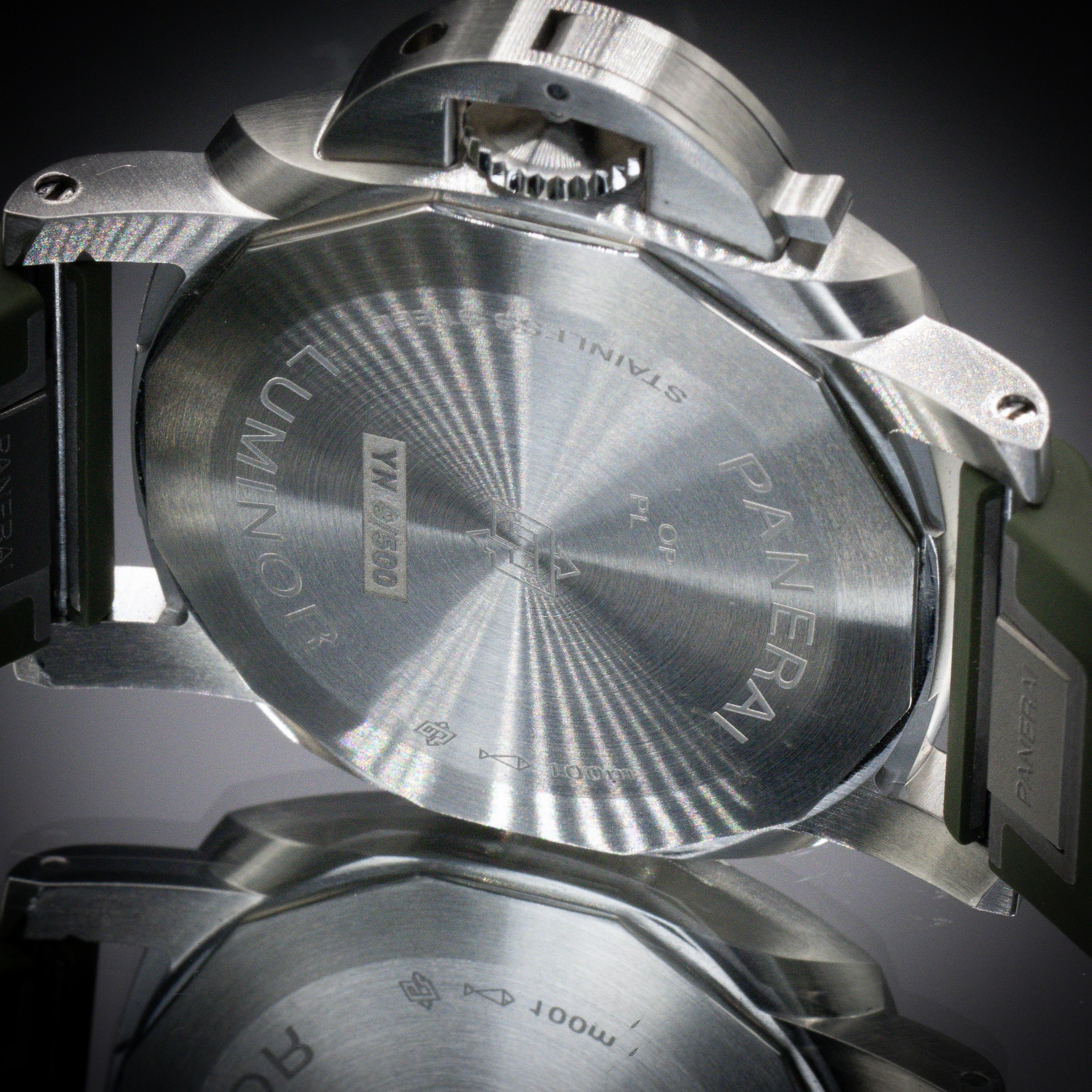 Panerai Luminor Quaranta PAM01304 Thumbnail 4