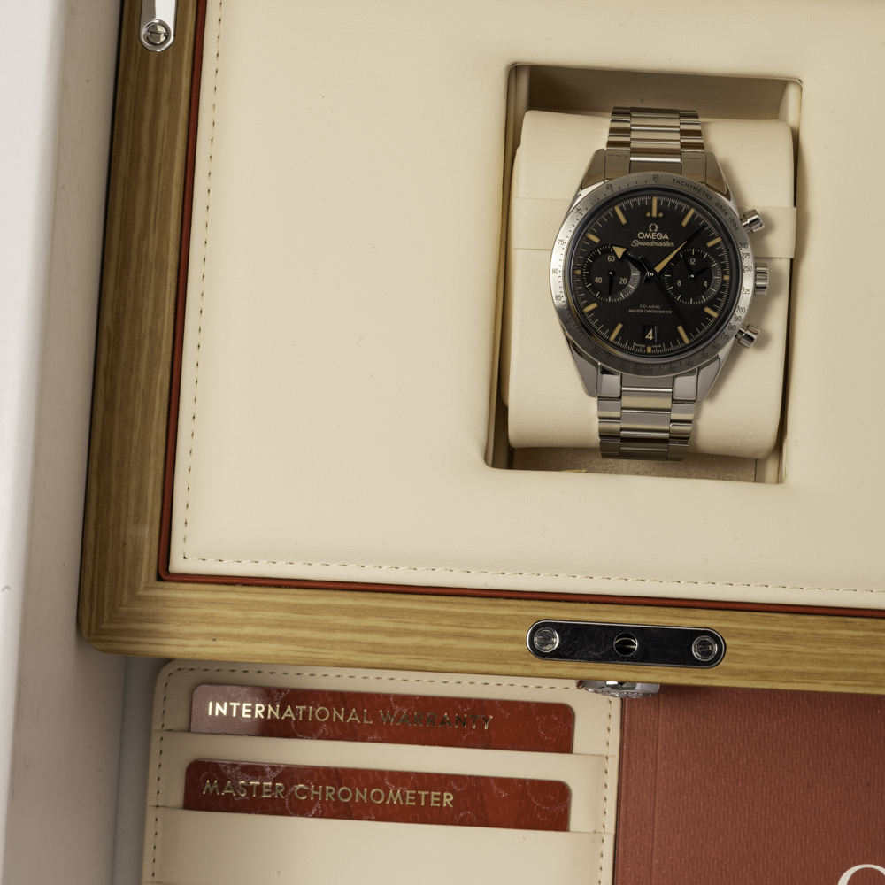 Omega Speedmaster 57 332.10.41.51.01.001 Thumbnail 5