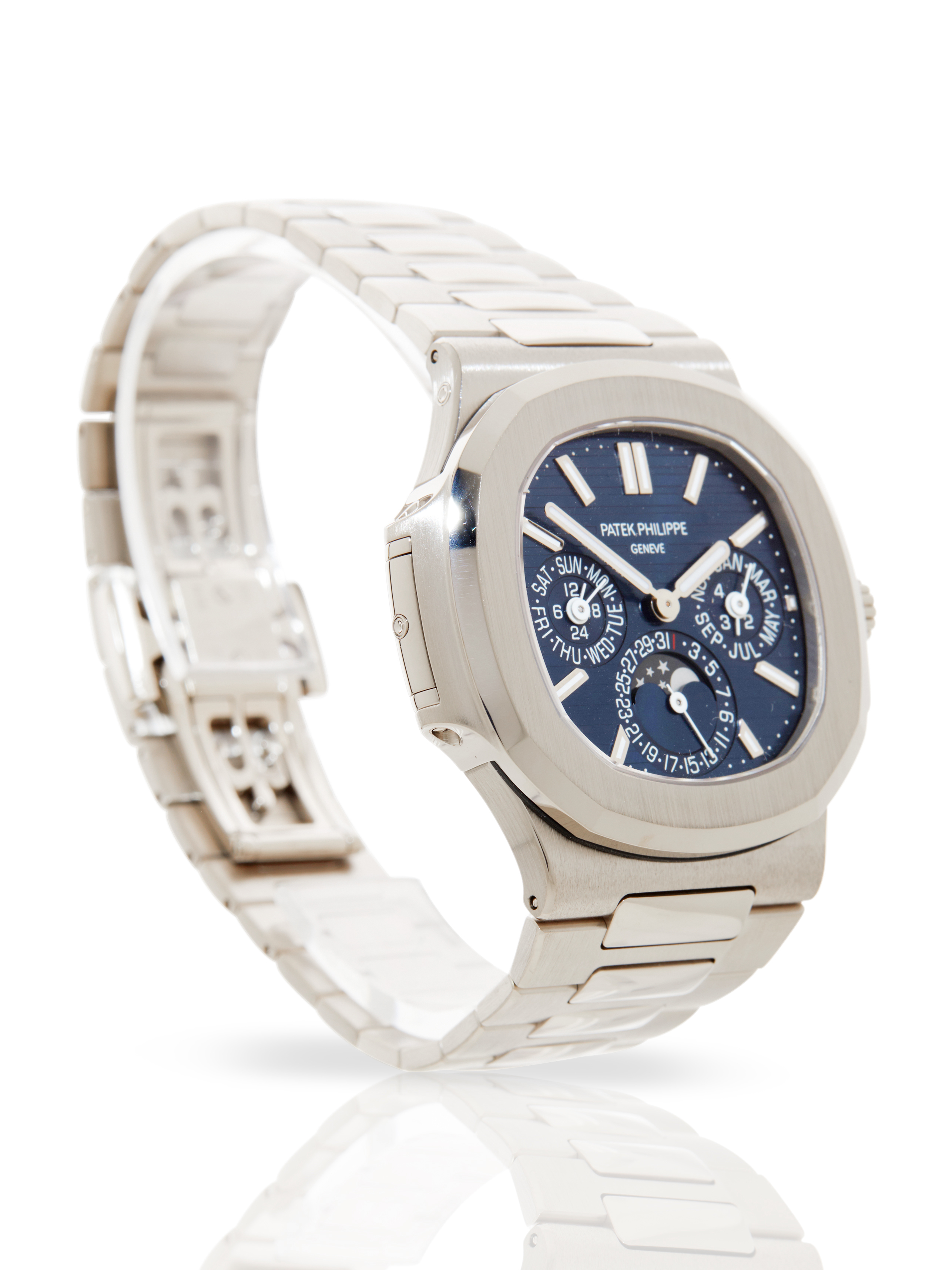 Patek Philippe Nautilus 5740/1G-001 Thumbnail 3