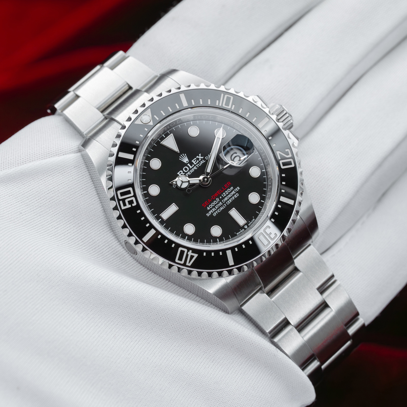 Rolex Sea-Dweller 126600 Thumbnail 5