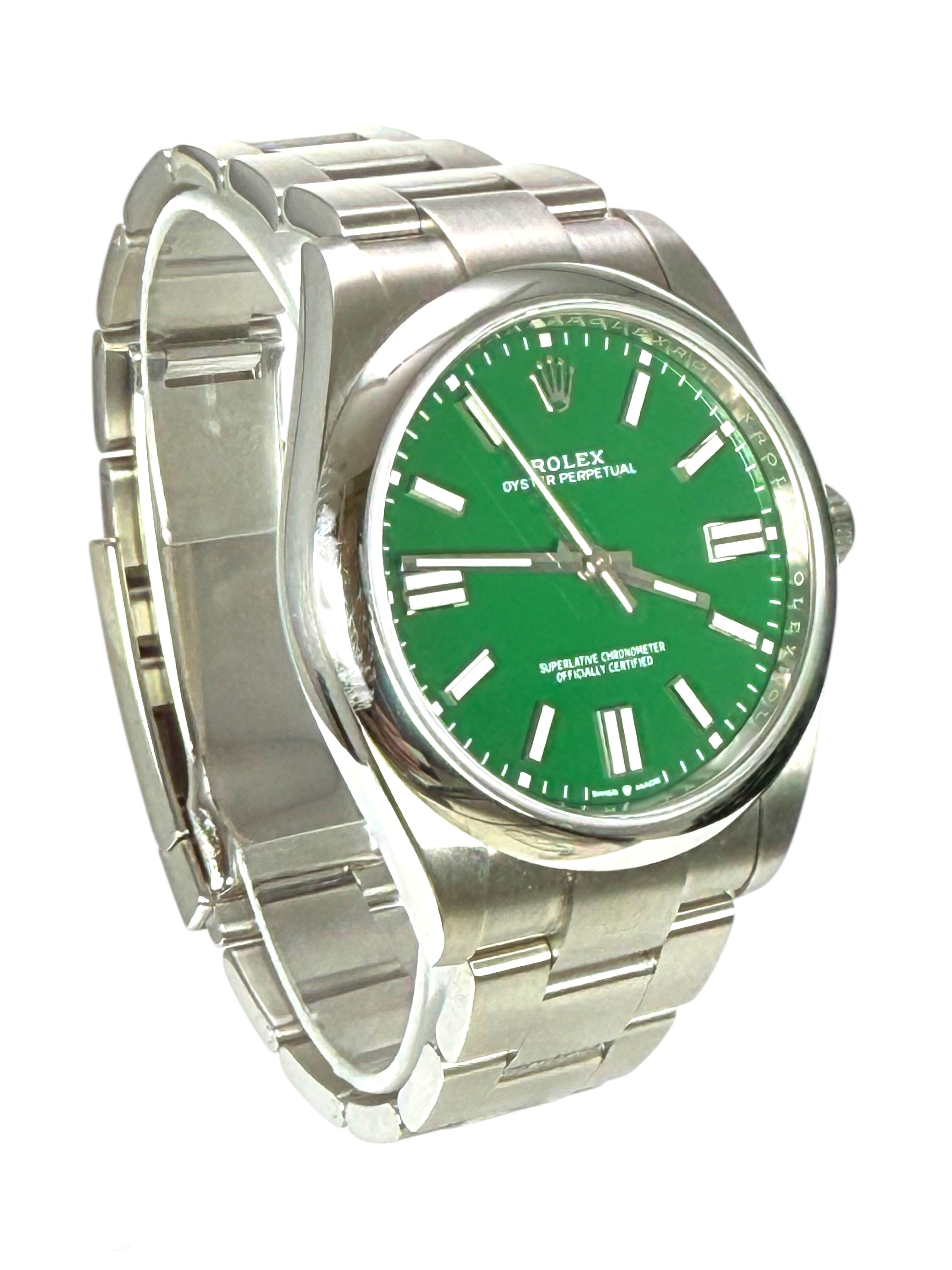 Rolex Oyster Perpetual 124300 Thumbnail 3