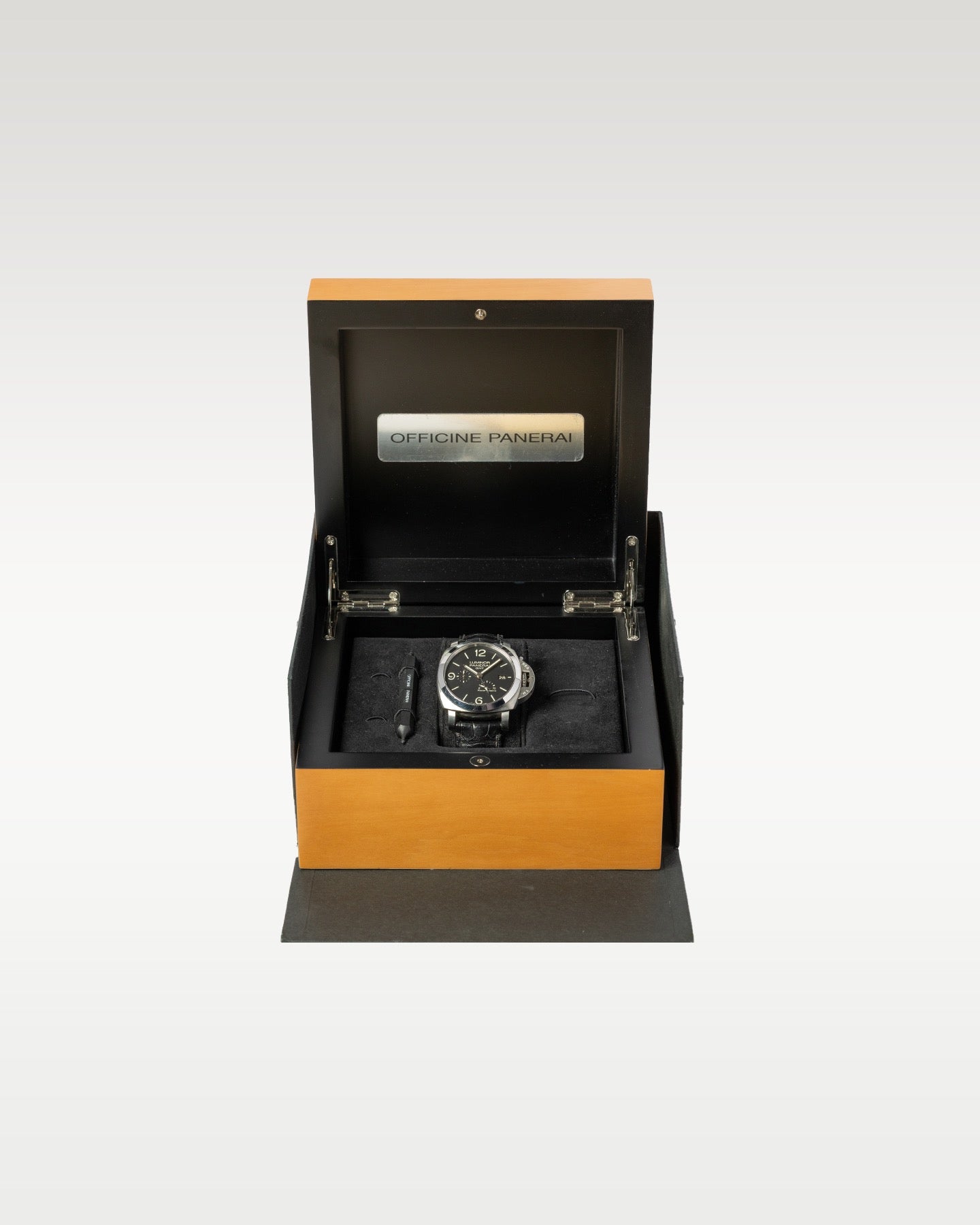 Panerai Luminor 1950 PAM00321 Thumbnail 5