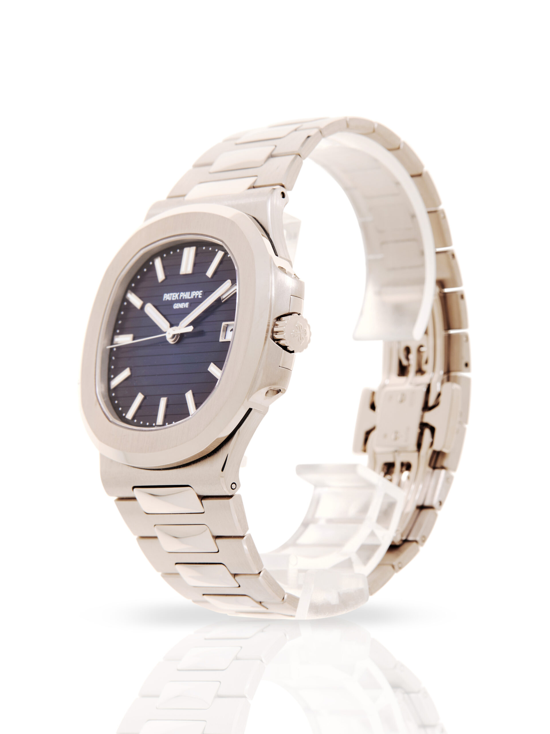 Patek Philippe Nautilus 5811/1G-001 Thumbnail 2