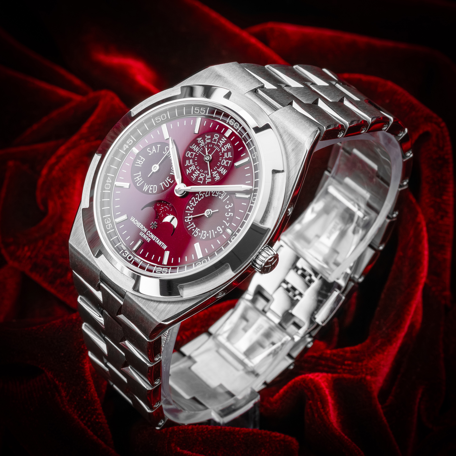 Vacheron Constantin Overseas 4300V/220G-H151 Thumbnail 3