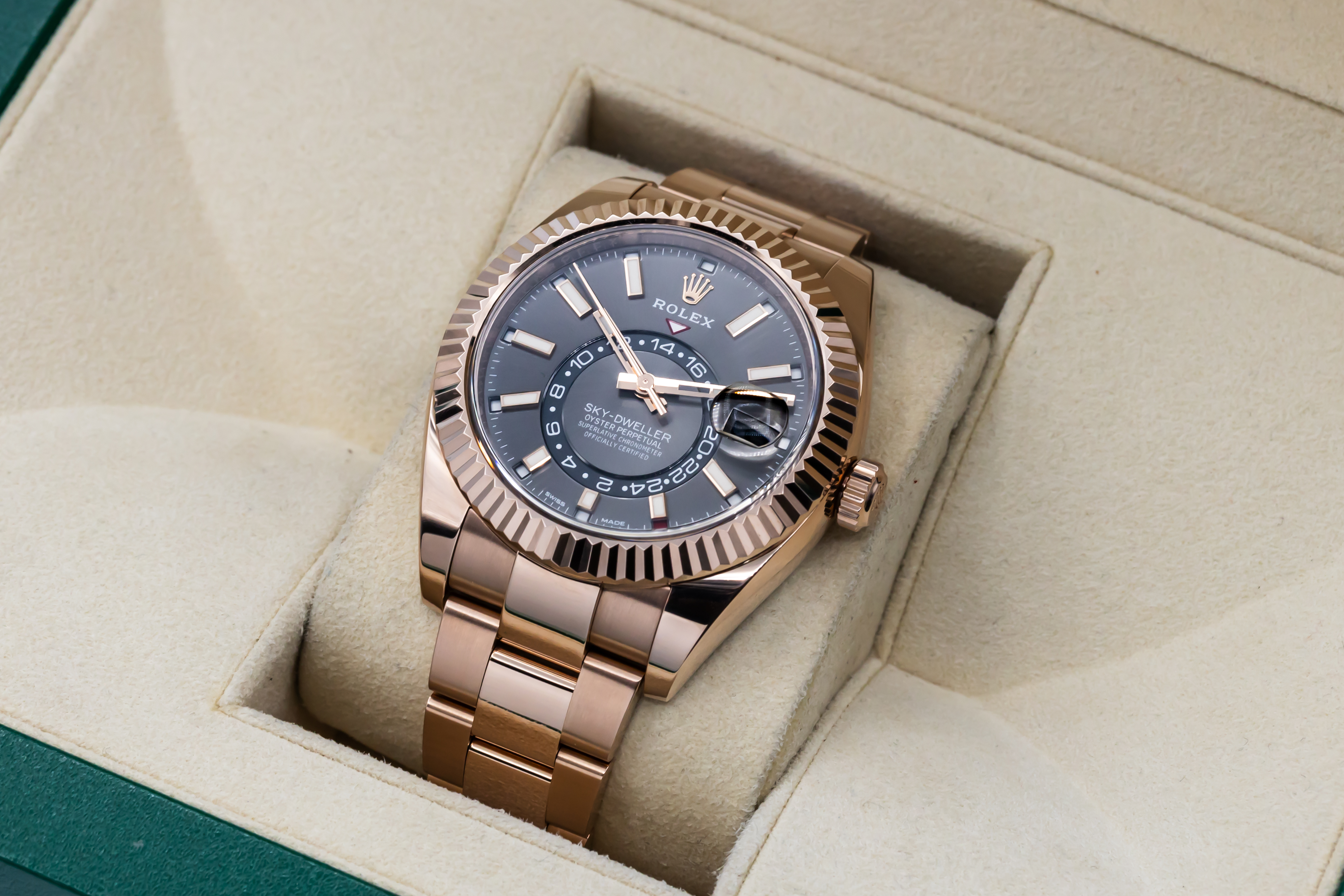 Rolex Sky-Dweller 326935 Thumbnail 5