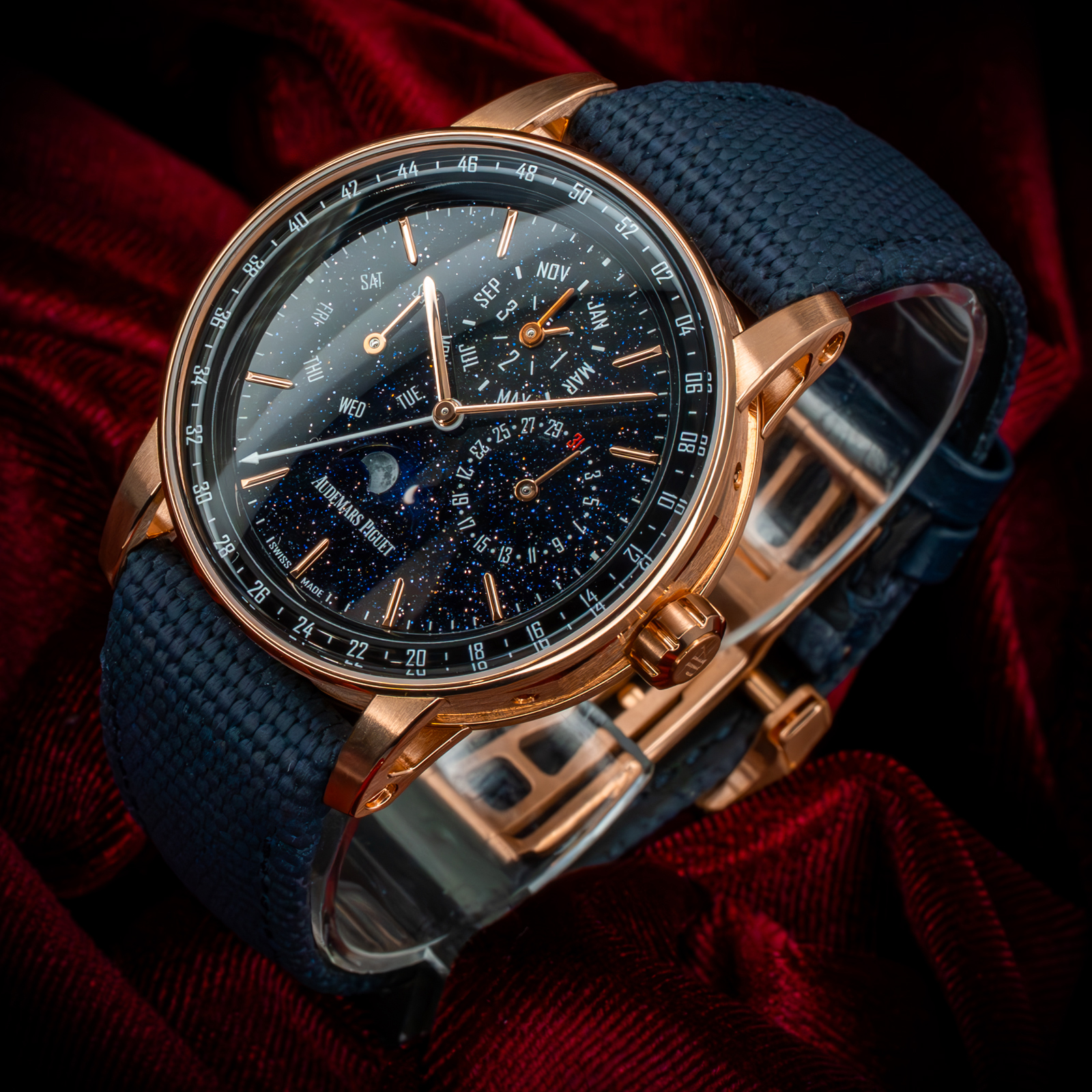 Audemars Piguet CODE 11.59 26394OR.OO.D321CR.01 Thumbnail 4