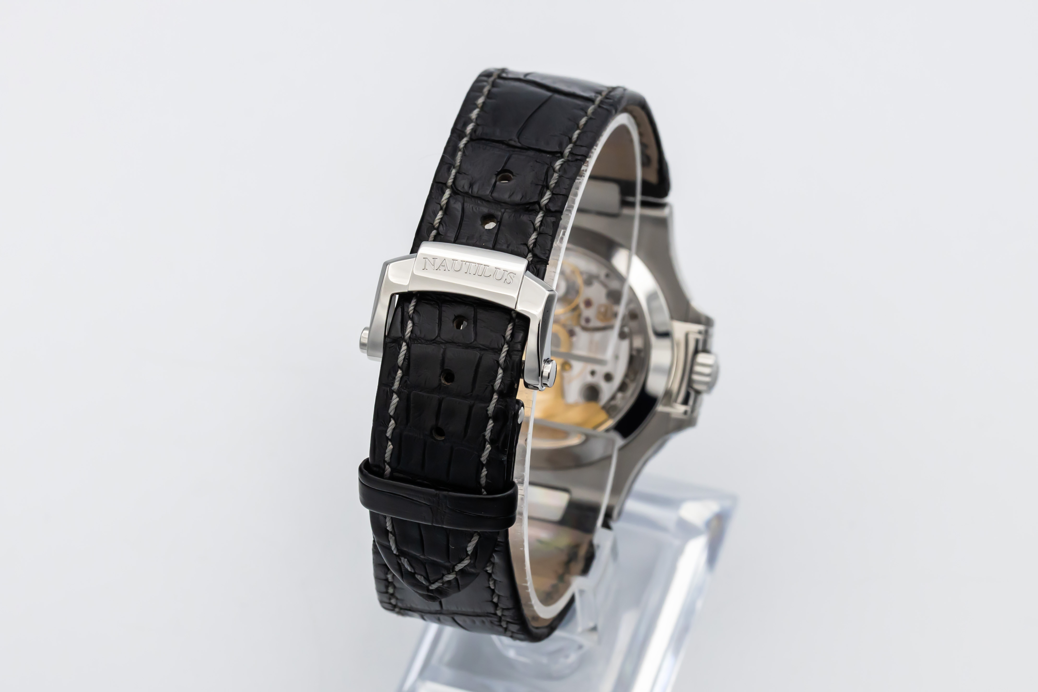 Patek Philippe Nautilus 5726A-001 Thumbnail 3