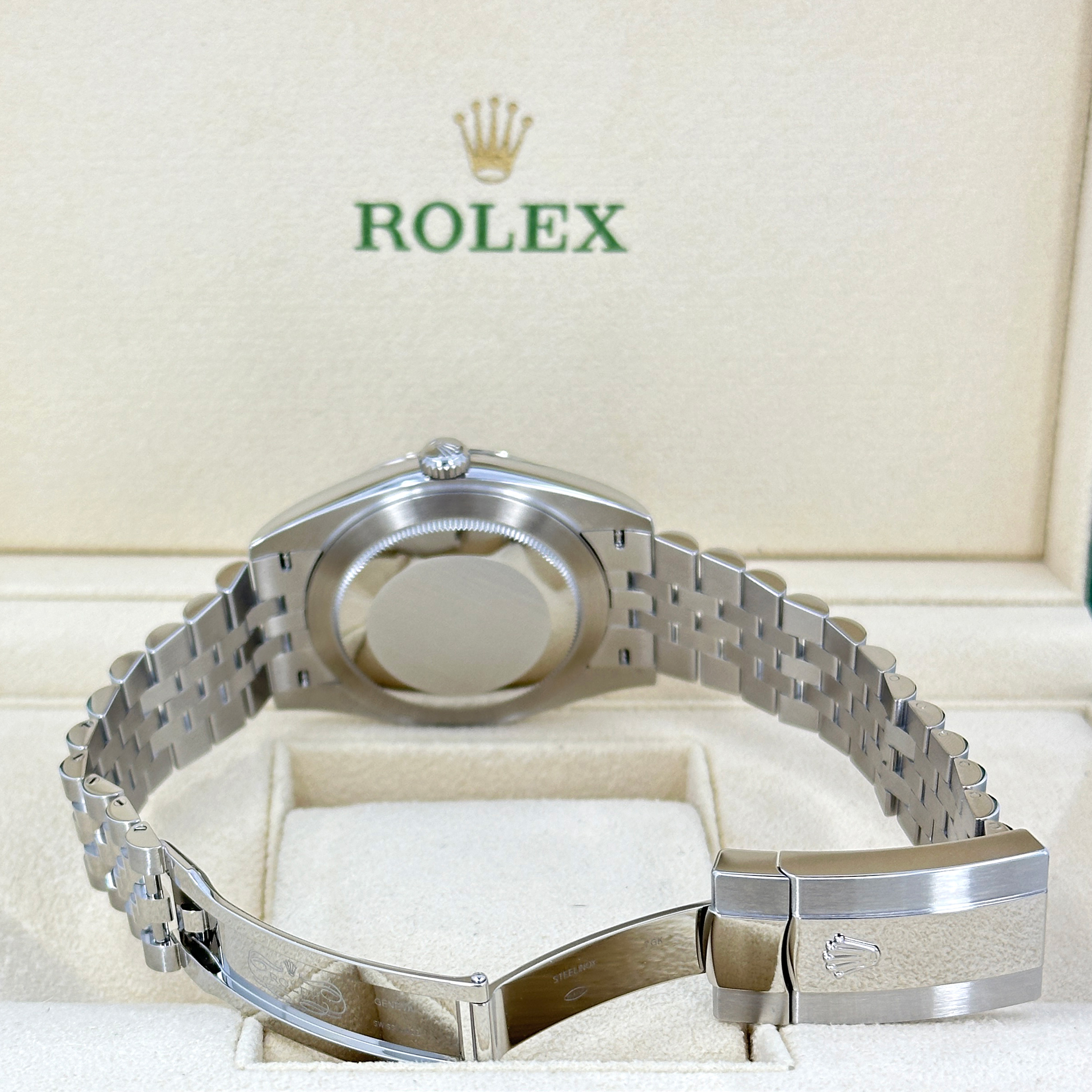 Rolex Datejust 41 126334 Thumbnail 3
