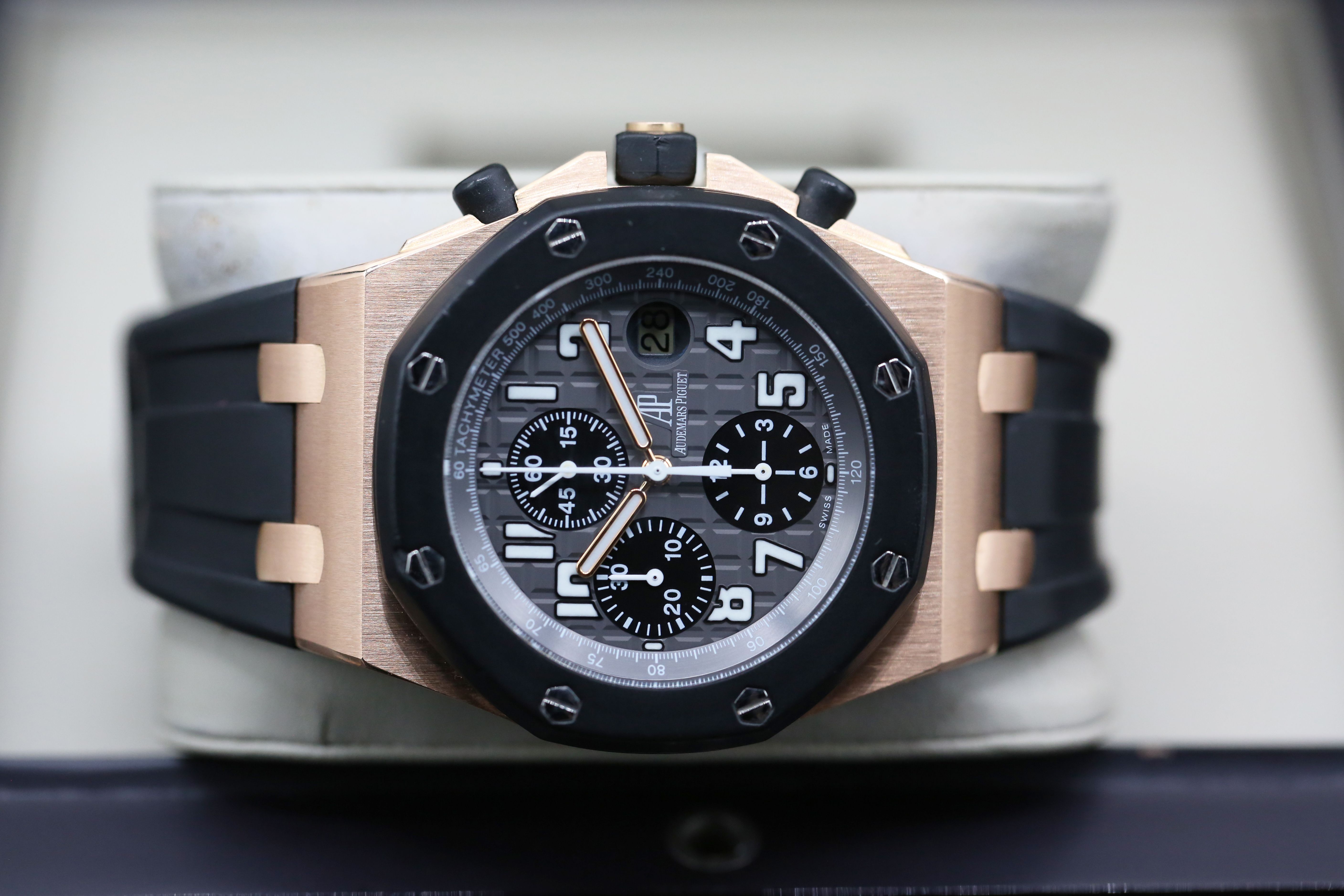Audemars Piguet Royal Oak Offshore 25940OK.OO.D002CA.01.A Thumbnail 5