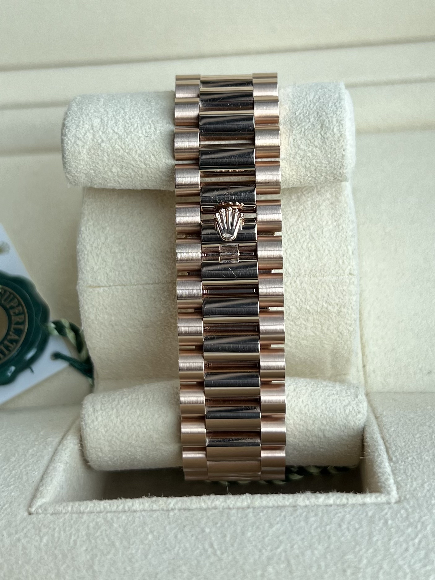 Rolex Day-Date 40 228235 Thumbnail 4