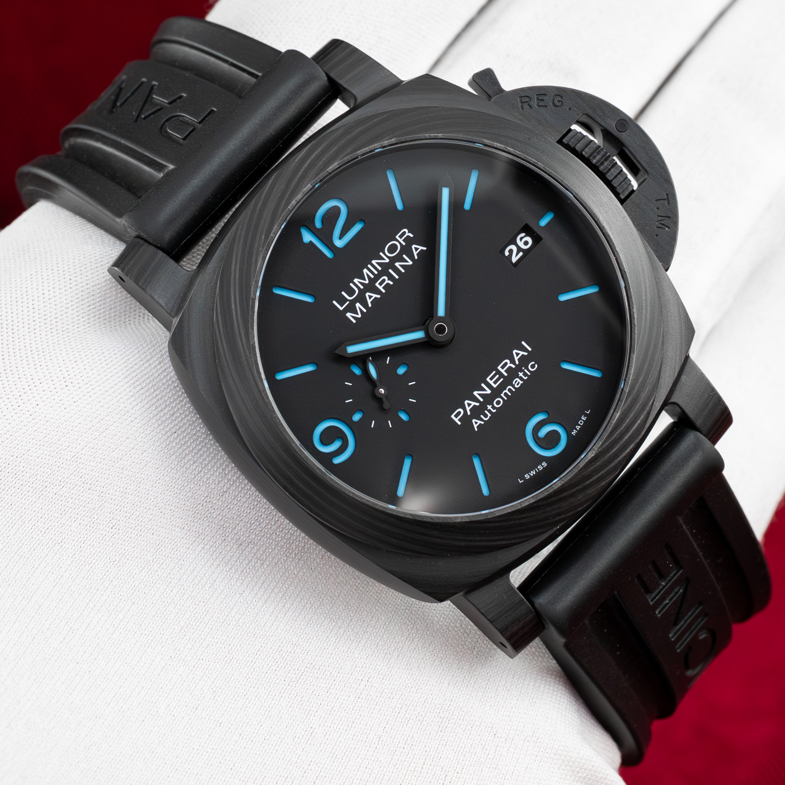 Panerai Luminor Marina Carbotech PAM01661 Thumbnail 5