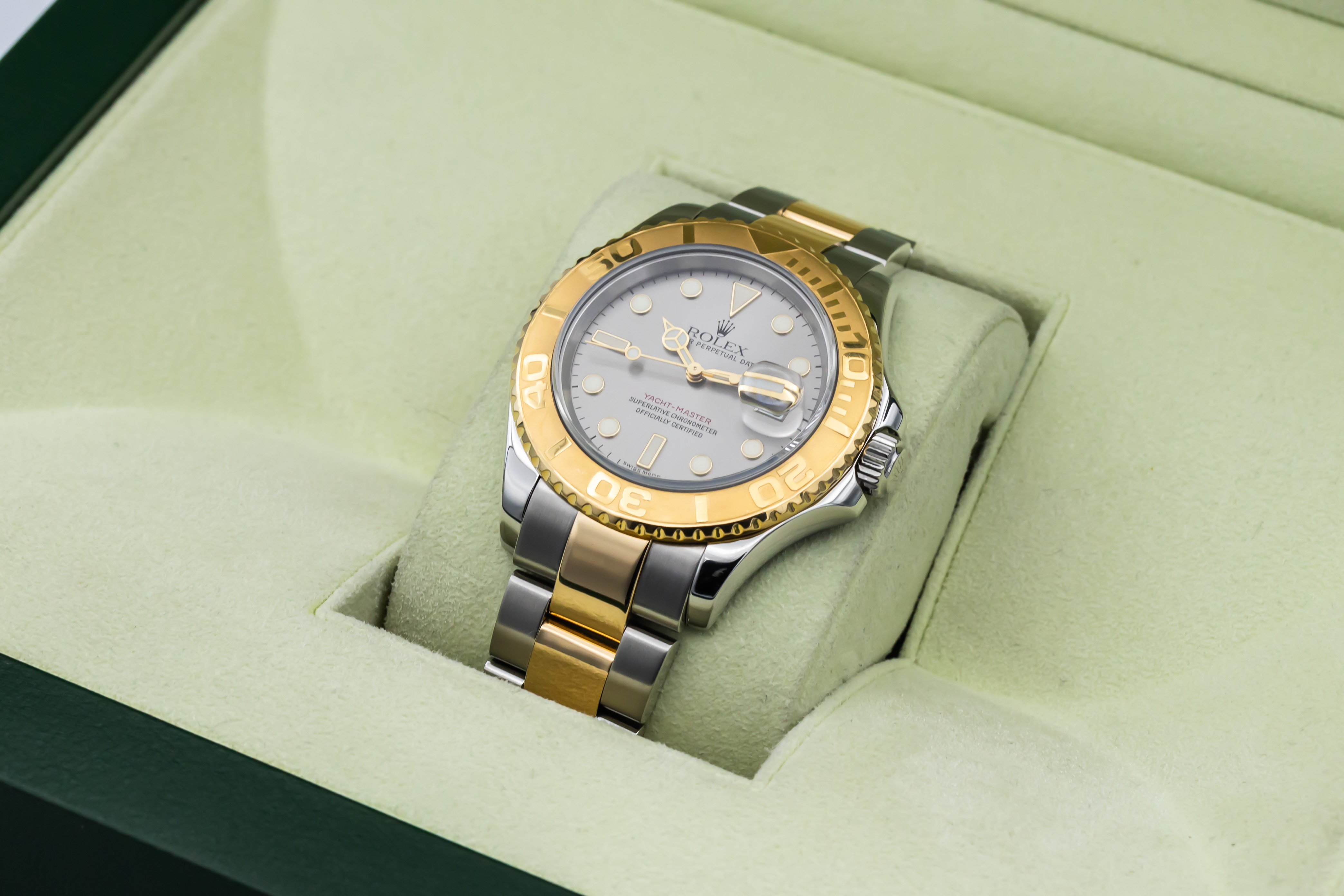 Rolex Yacht-Master 16623 Thumbnail 5