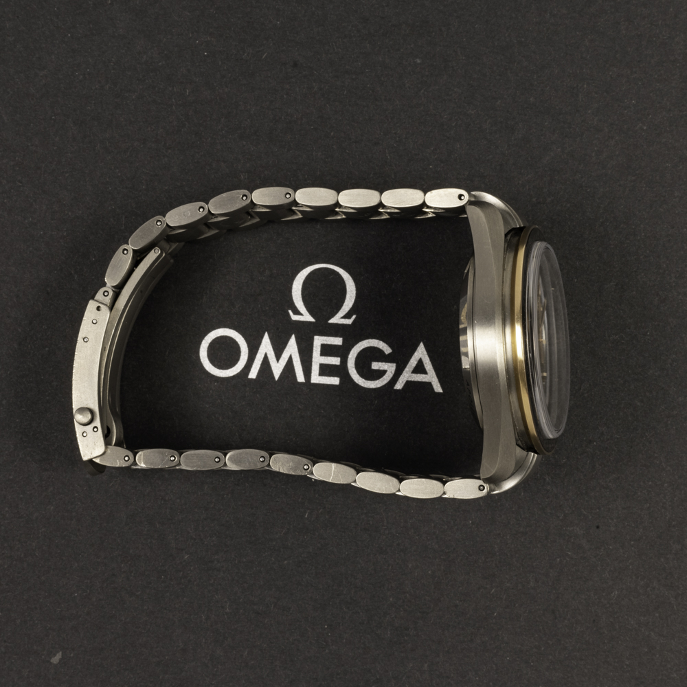 Omega Speedmaster Moonwatch 311.62.42.30.06.001 Thumbnail 4
