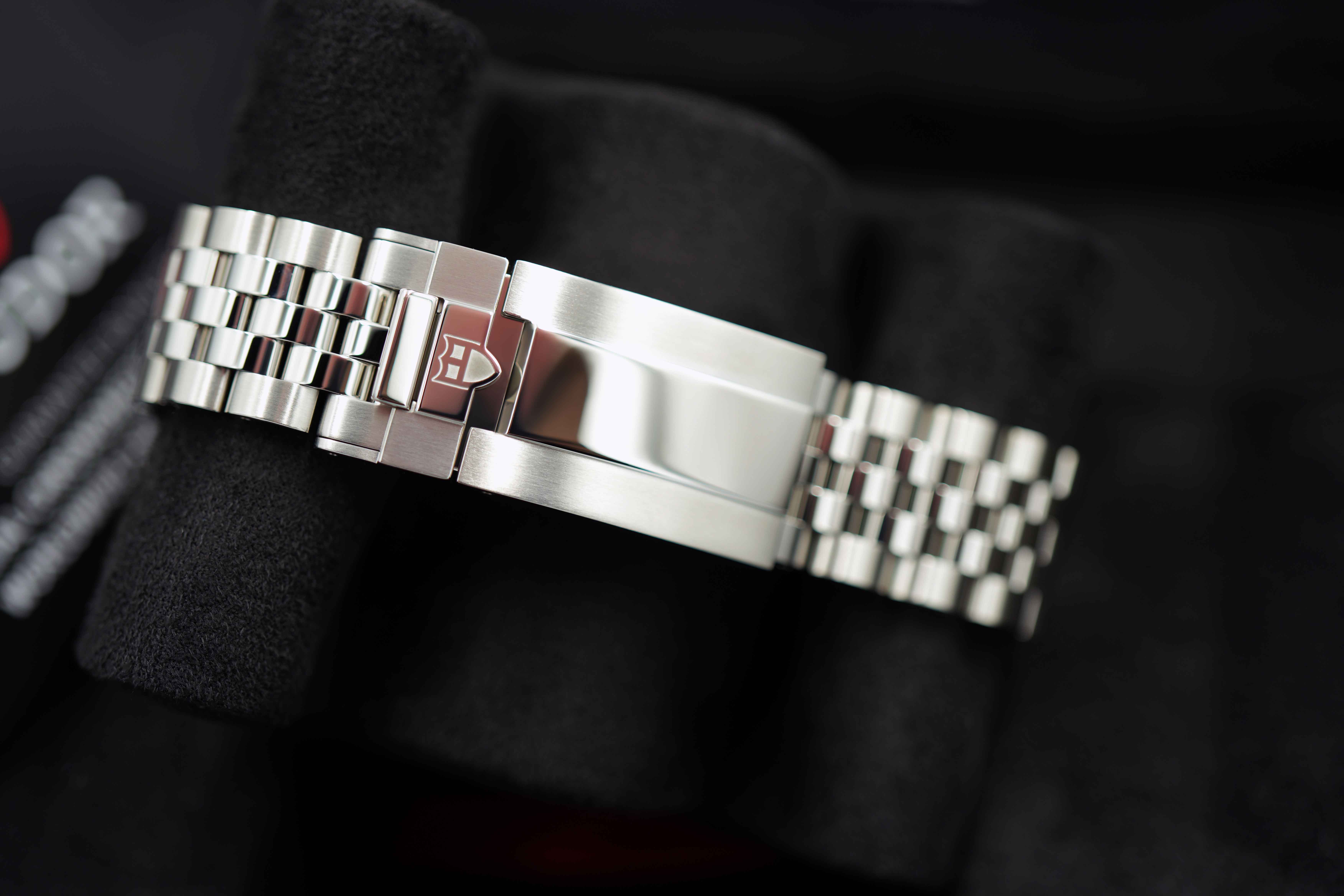 Tudor Black Bay Chrono M79360N-0019 Thumbnail 6