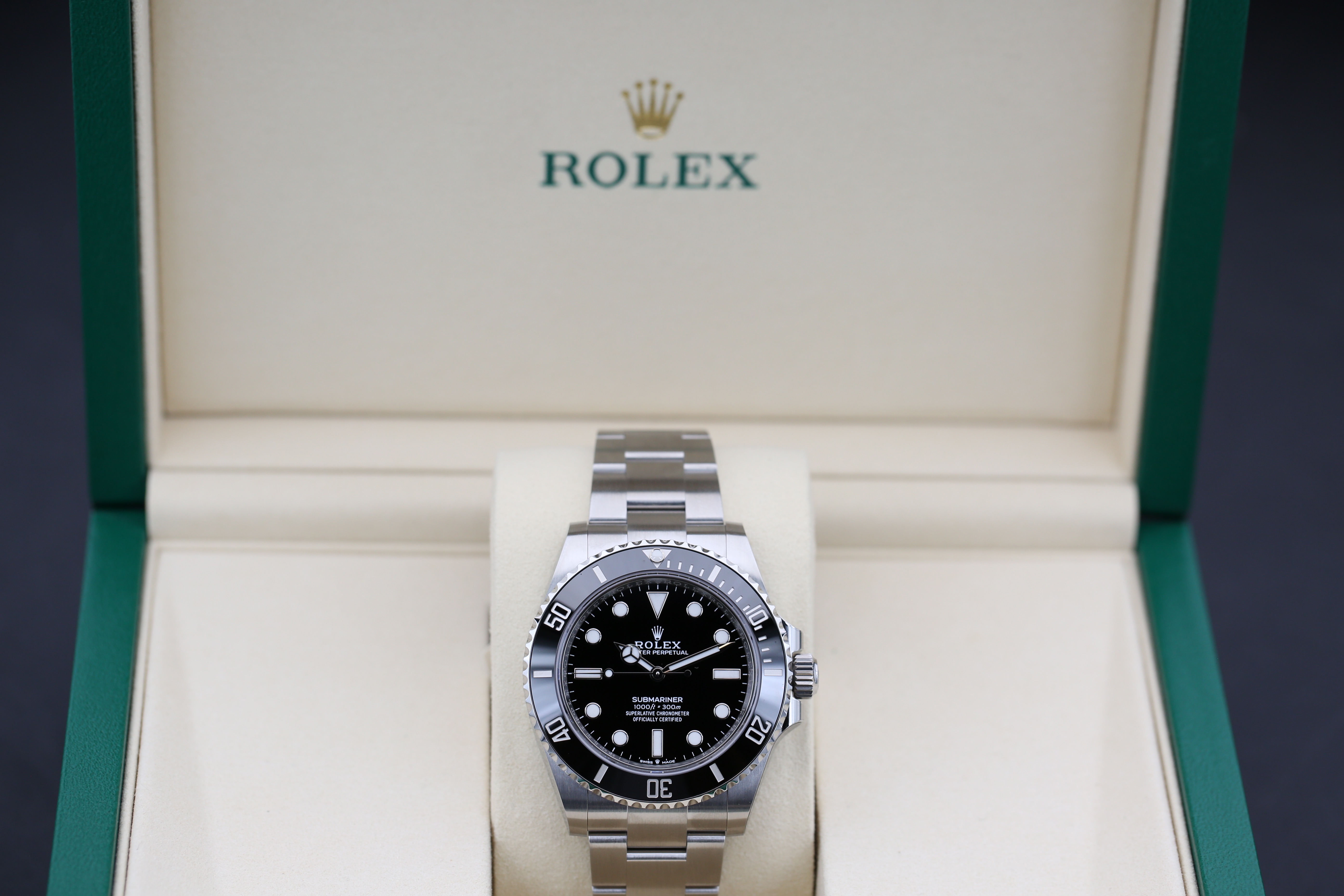 Rolex Submariner 124060 Thumbnail 4