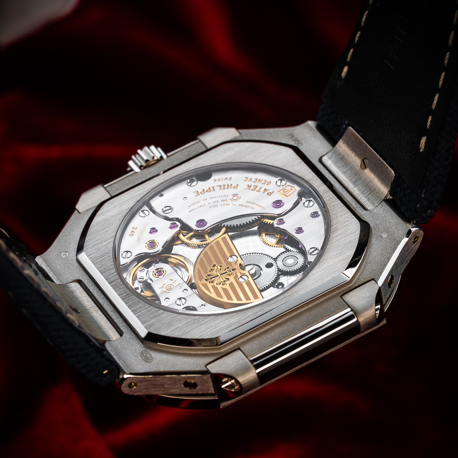 Patek Philippe Cubitus 5822P-001 Thumbnail 7