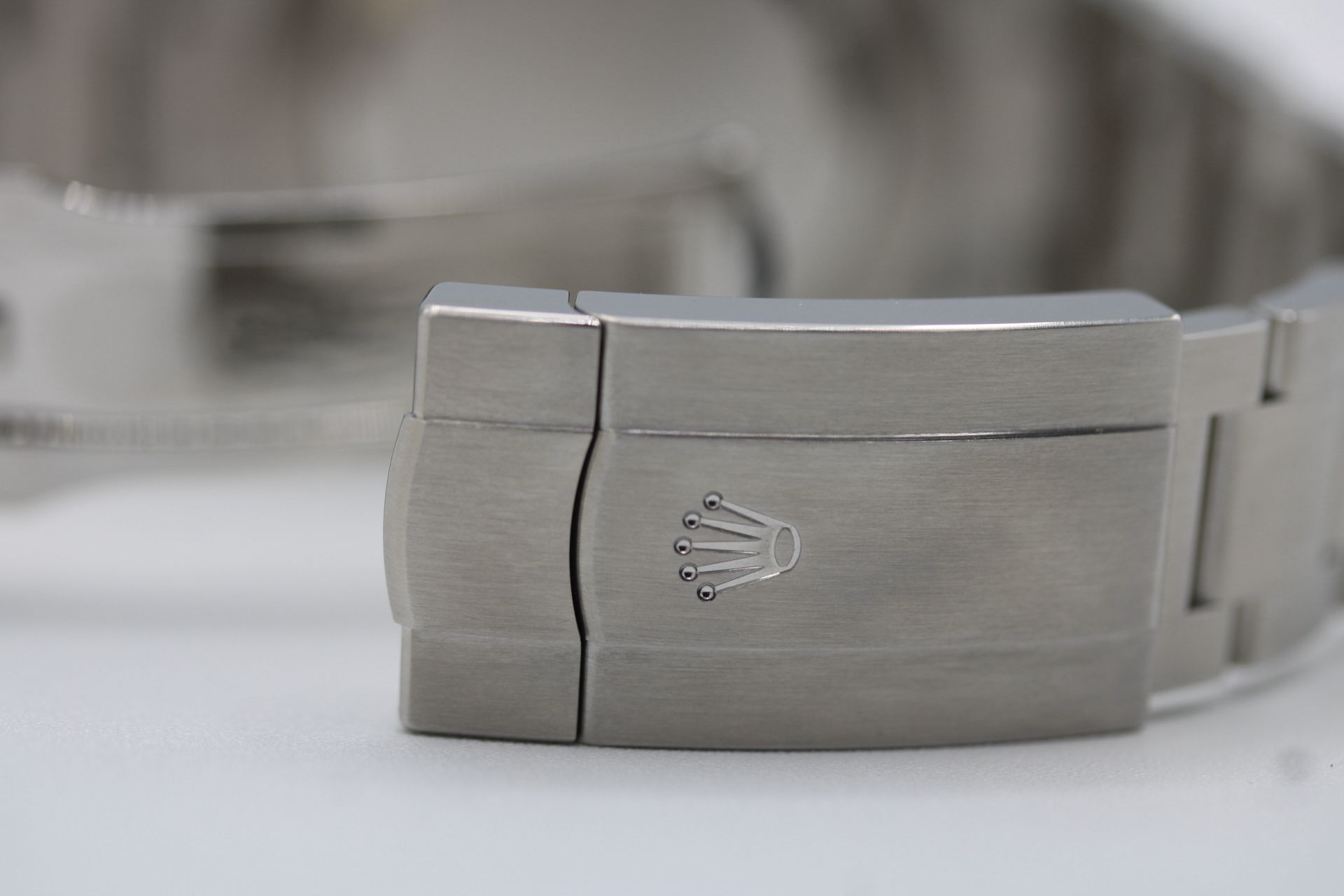 Rolex Oyster Perpetual 41 134300 Thumbnail 3