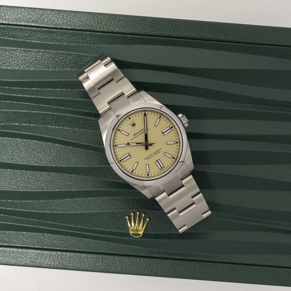 Rolex Oyster Perpetual 41 134300 Thumbnail 7