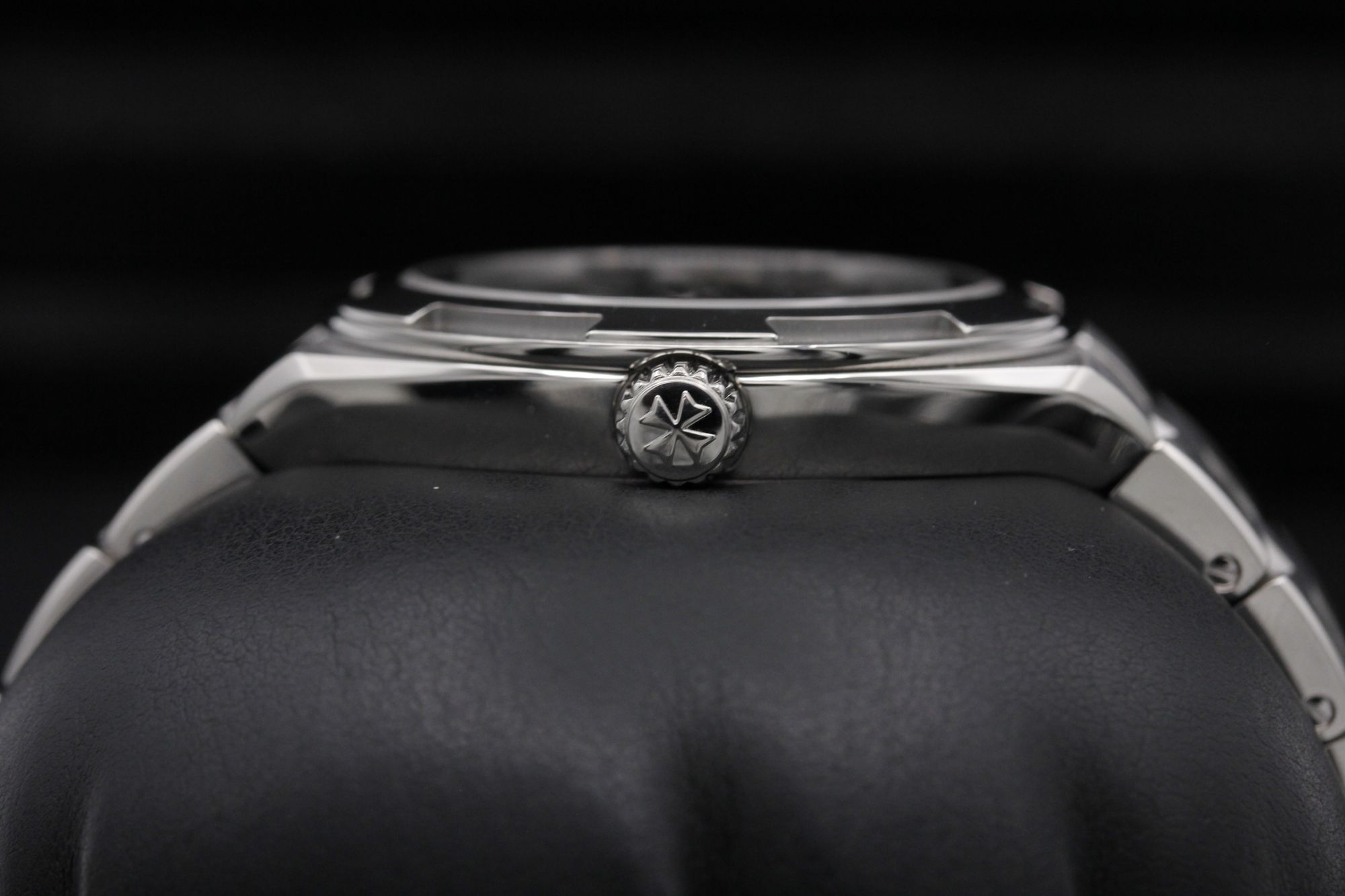 Vacheron Constantin Overseas 4600V/200A-B980 Thumbnail 2