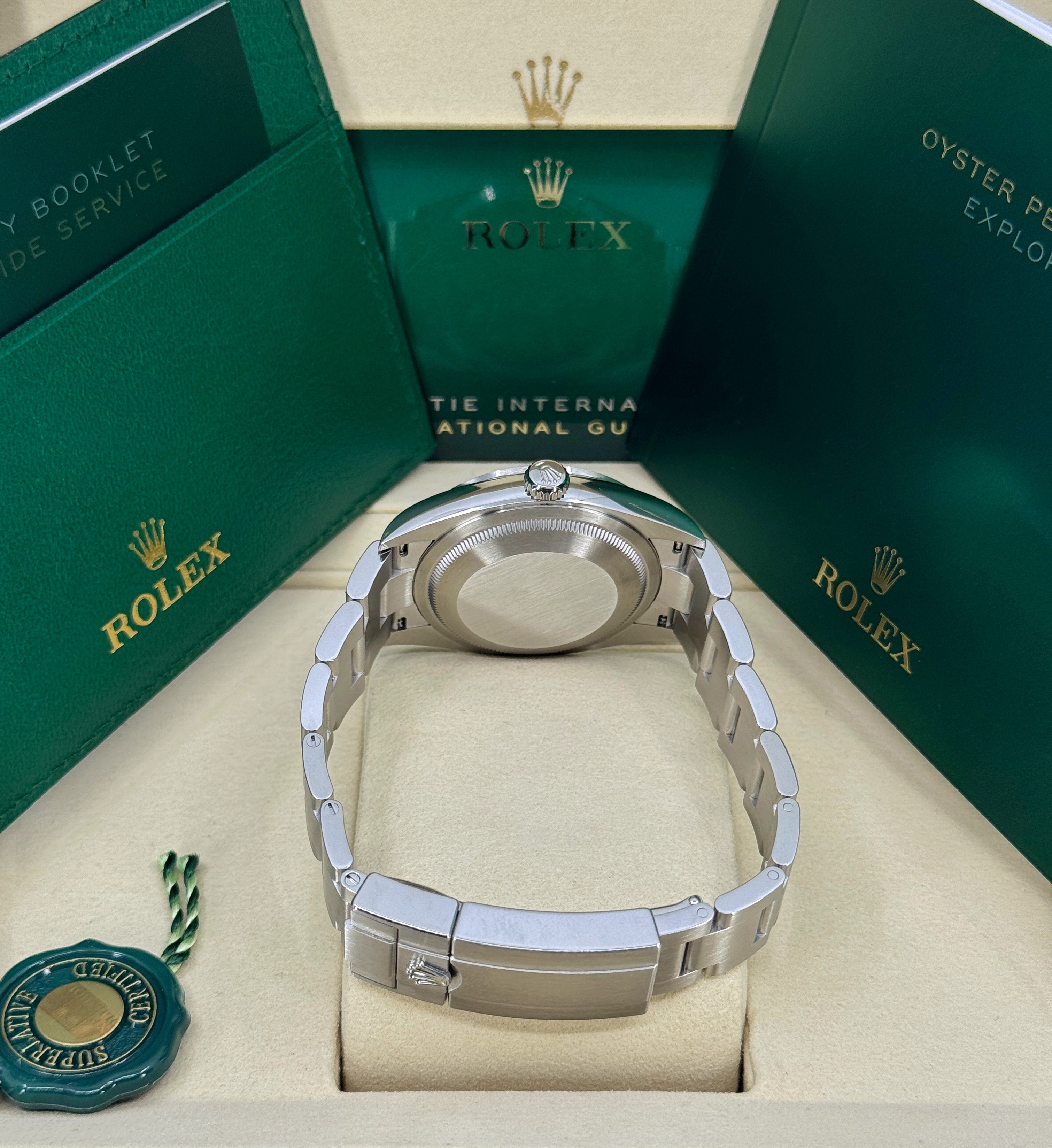 Rolex Explorer 124270 Thumbnail 4