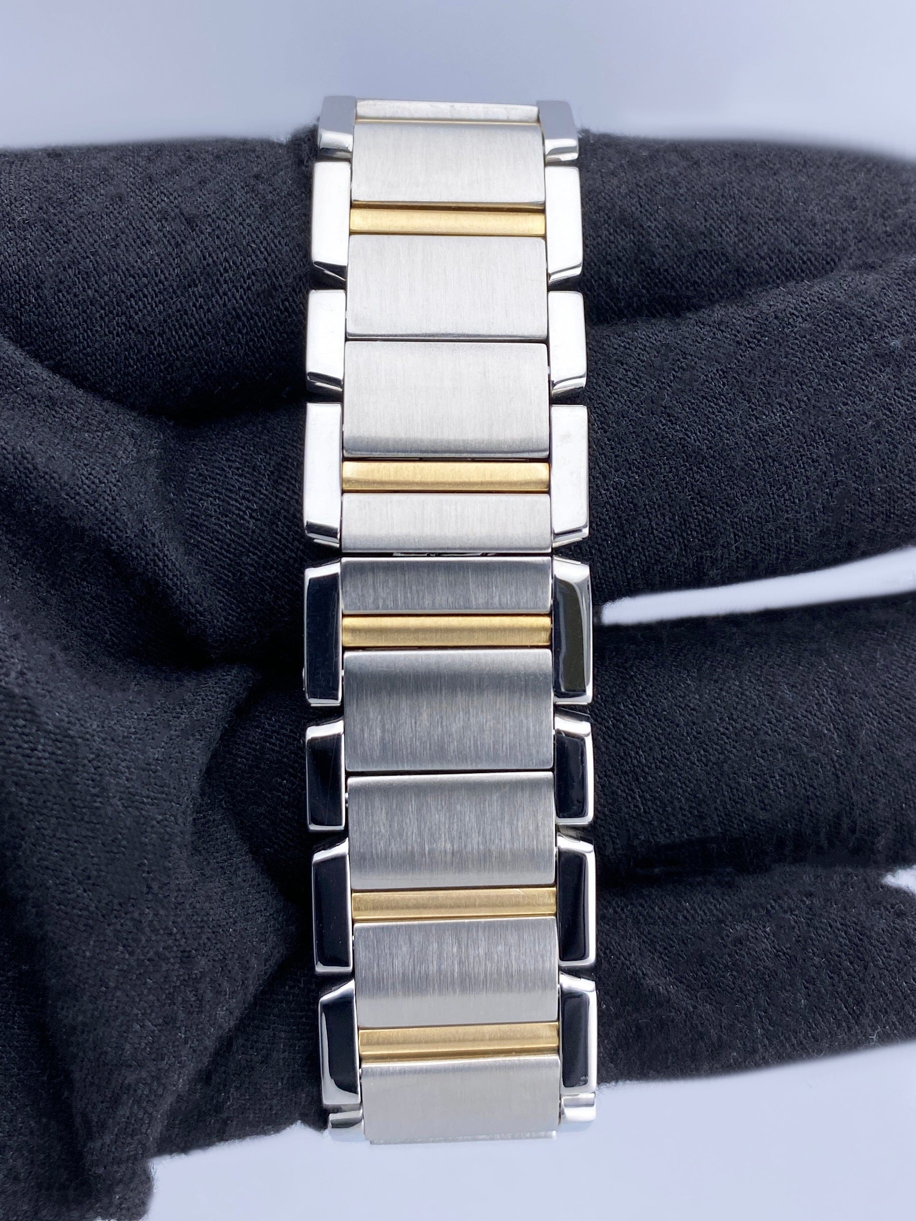 Cartier Tank Francaise W51012Q4 Thumbnail 6