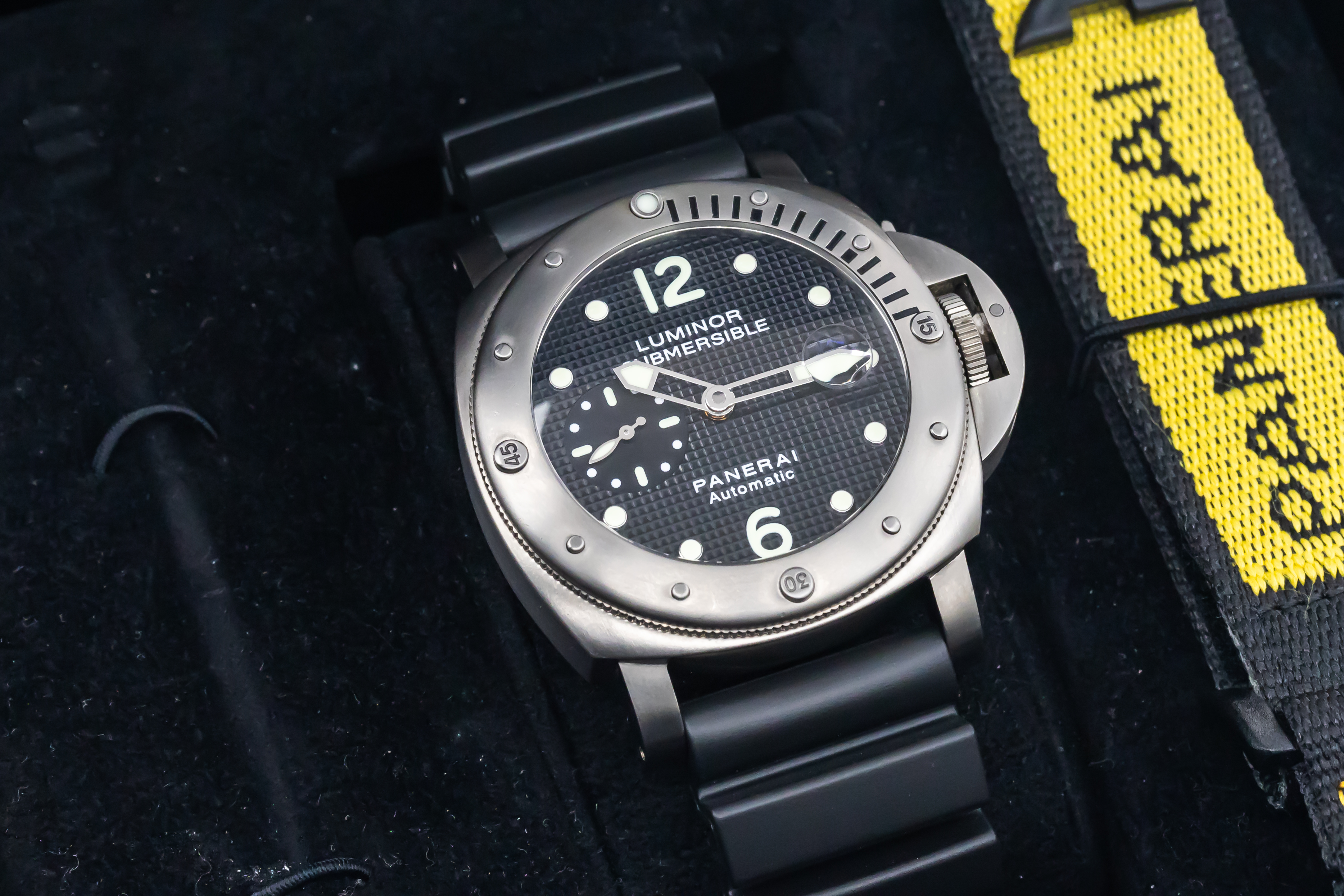 Panerai Luminor Submersible PAM00025 Thumbnail 5