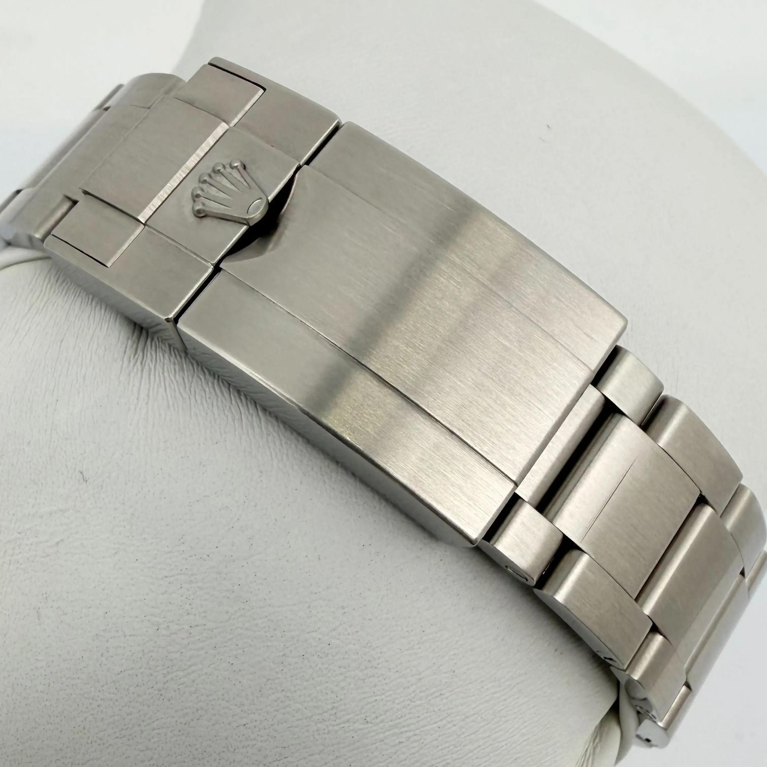 Rolex Explorer II 226570 Thumbnail 3