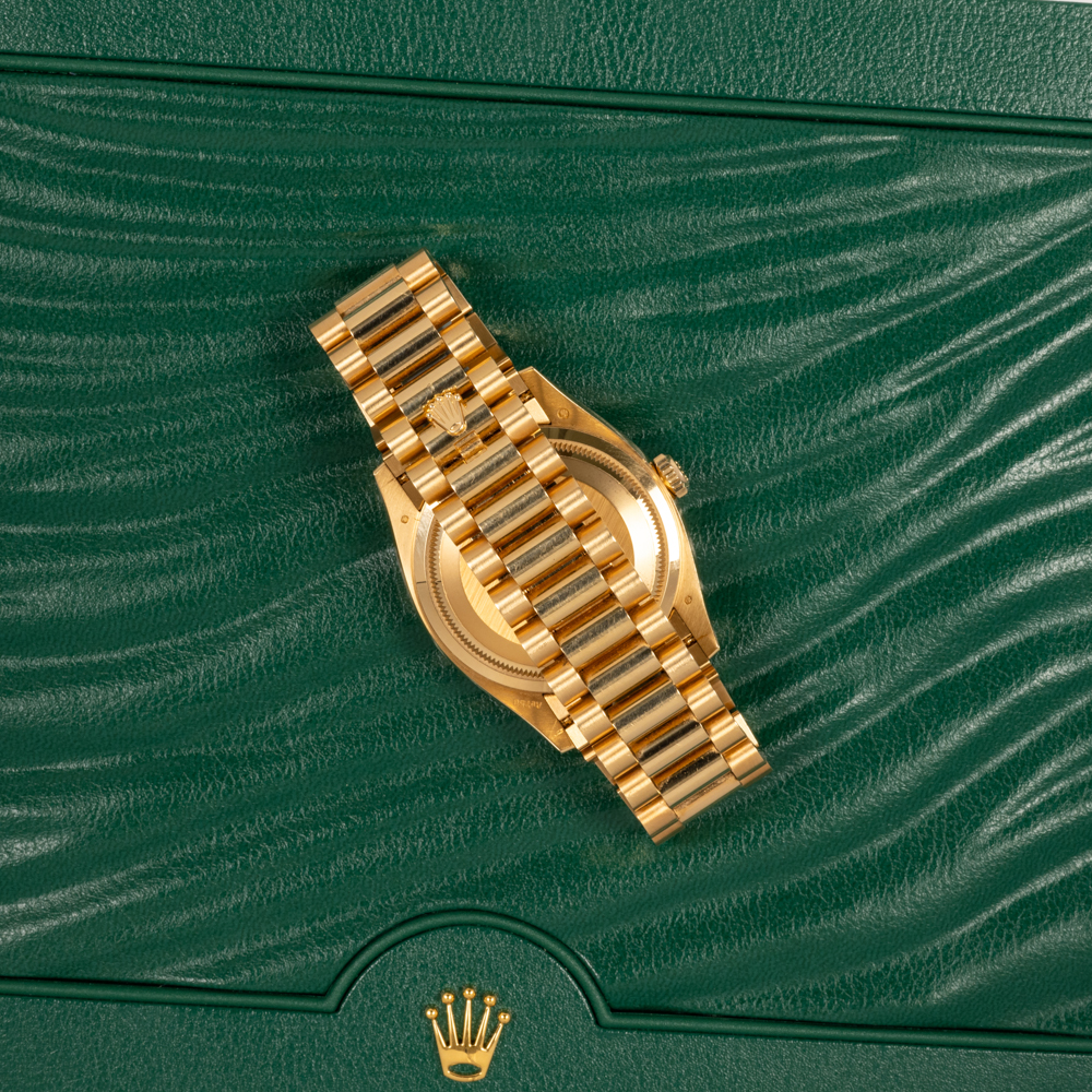 Rolex Day-Date 36 128238 Thumbnail 3