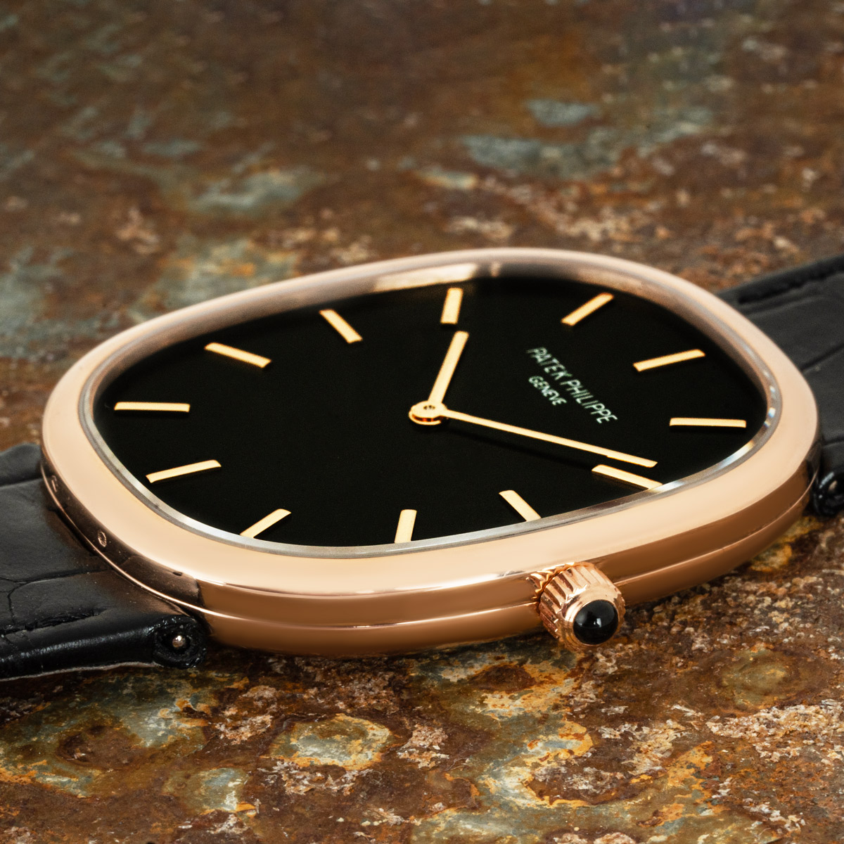 Patek Philippe Golden Ellipse 5738R-001 Thumbnail 2